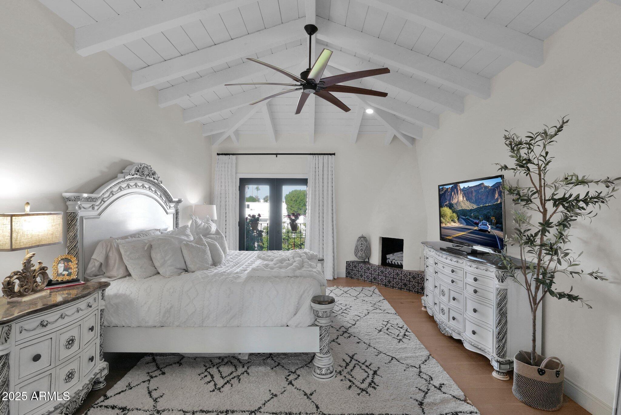 6701 N SCOTTSDALE Road Unit: 24