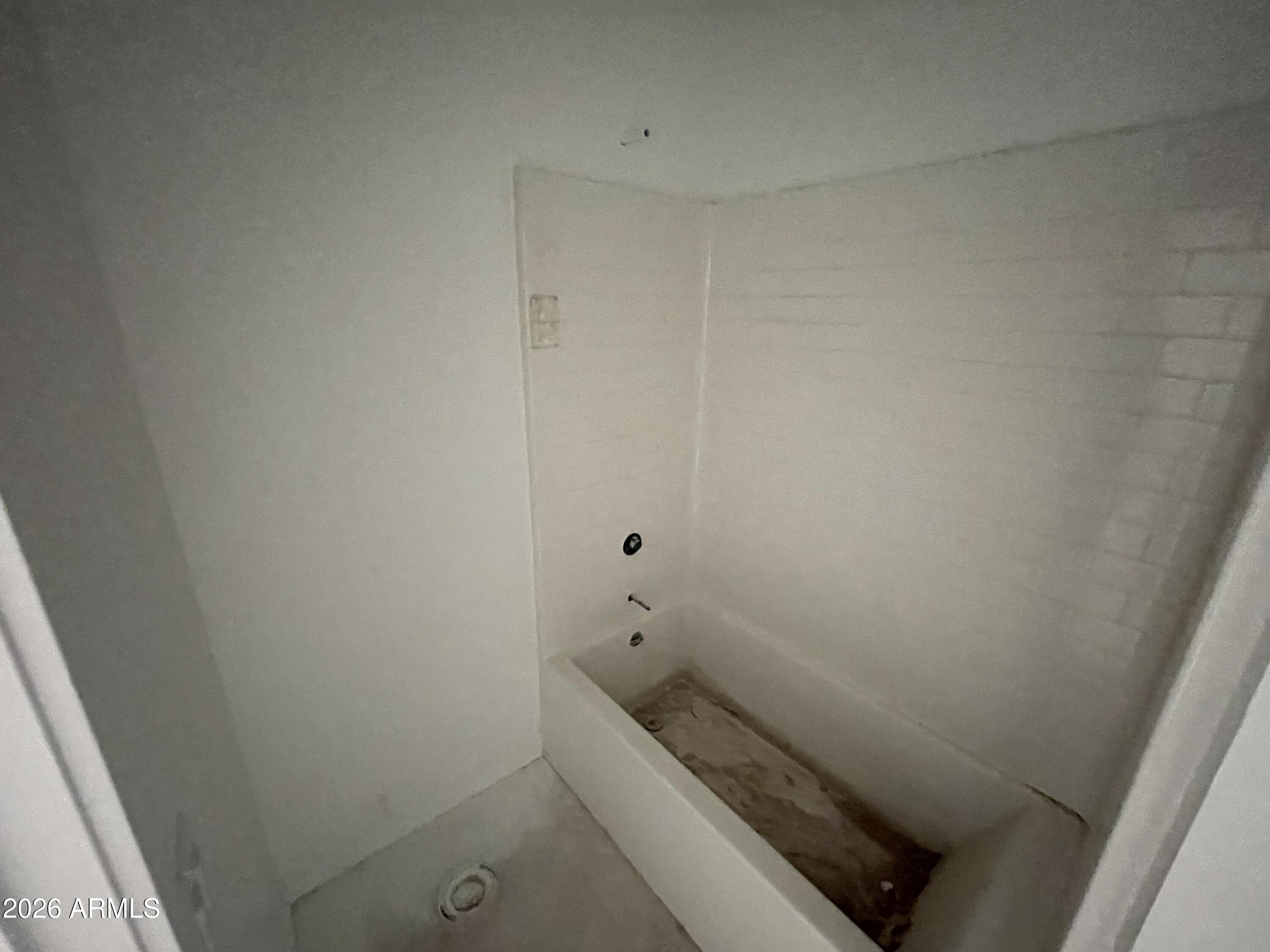 602 E WILLETTA Street