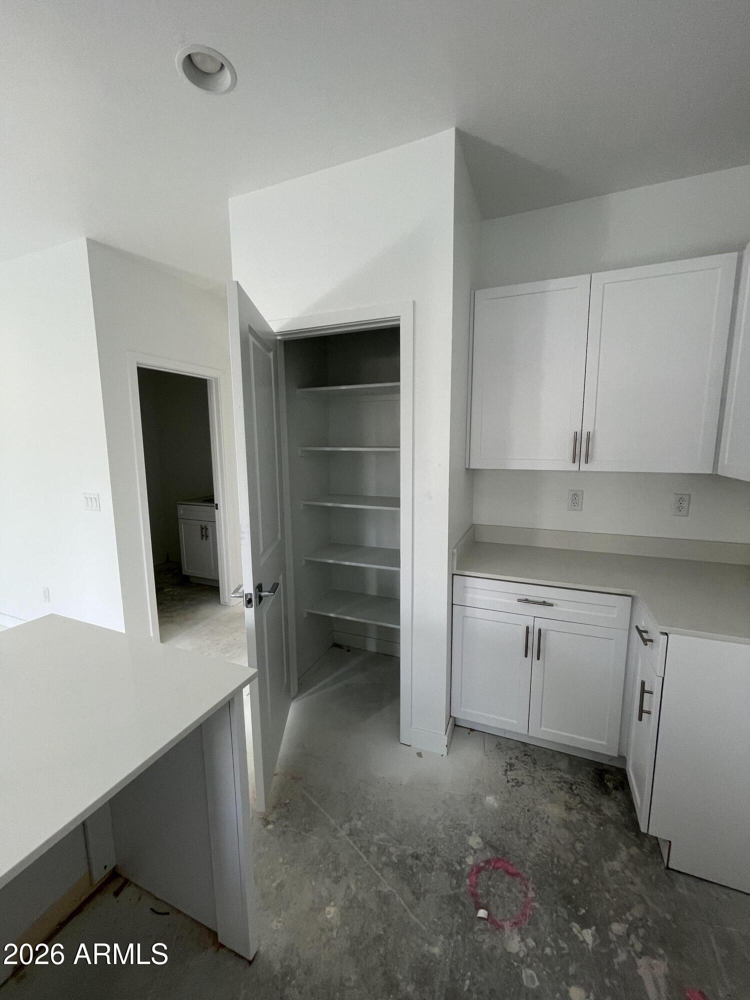 602 E WILLETTA Street