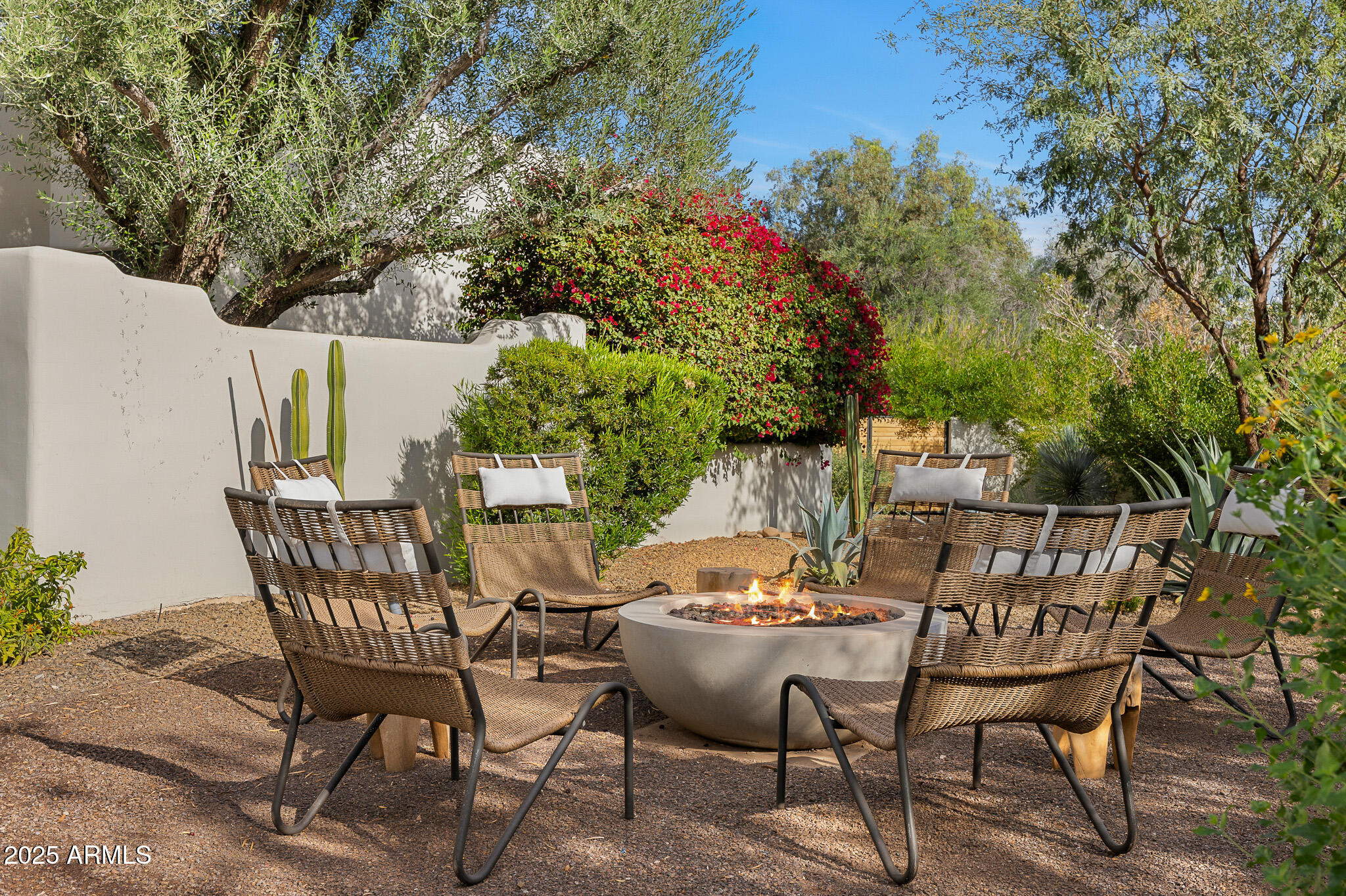 6200 E NAUMANN Drive