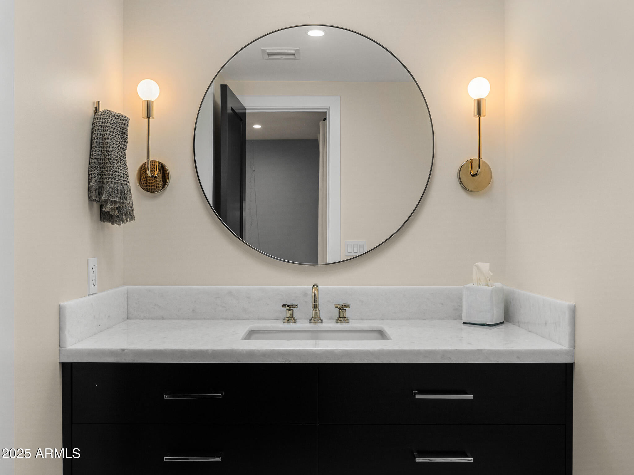 6200 E NAUMANN Drive