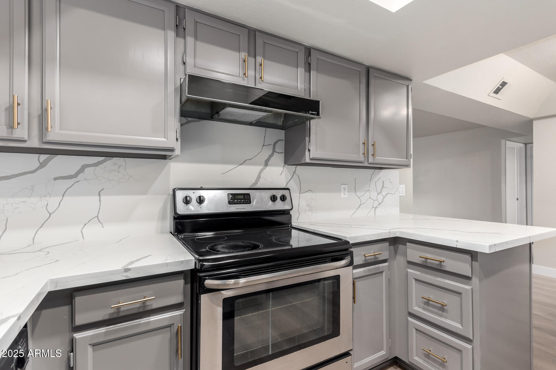 1905 E UNIVERSITY Drive 162