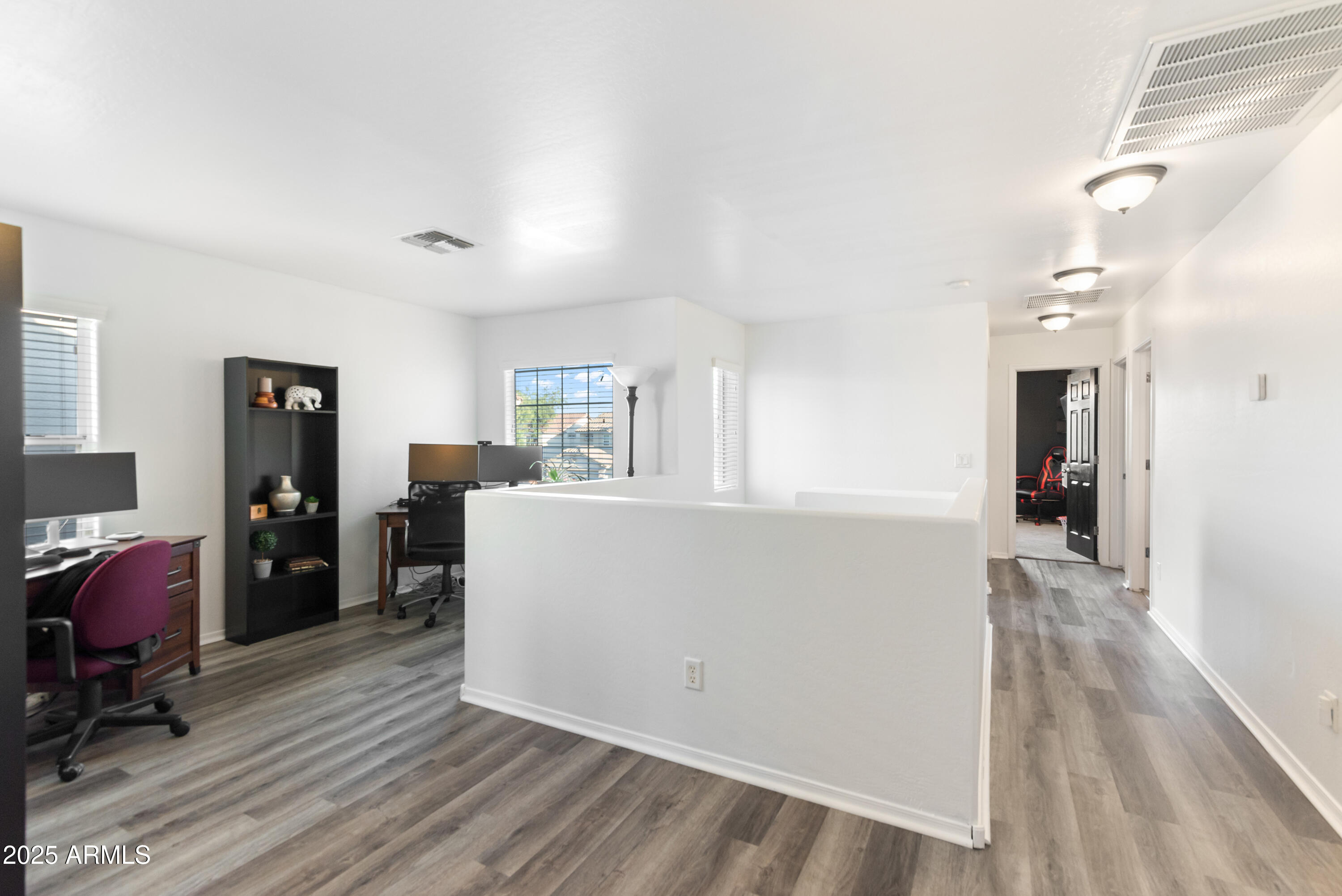 41172 W CAHILL Drive