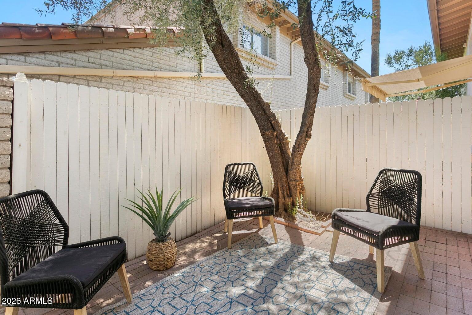 3701 E MONTEROSA Street 31