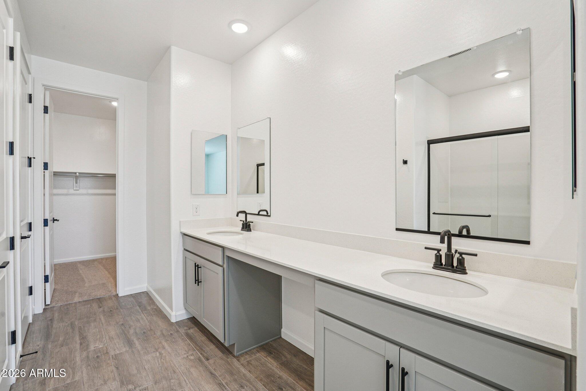 15707 W CAMDEN Avenue