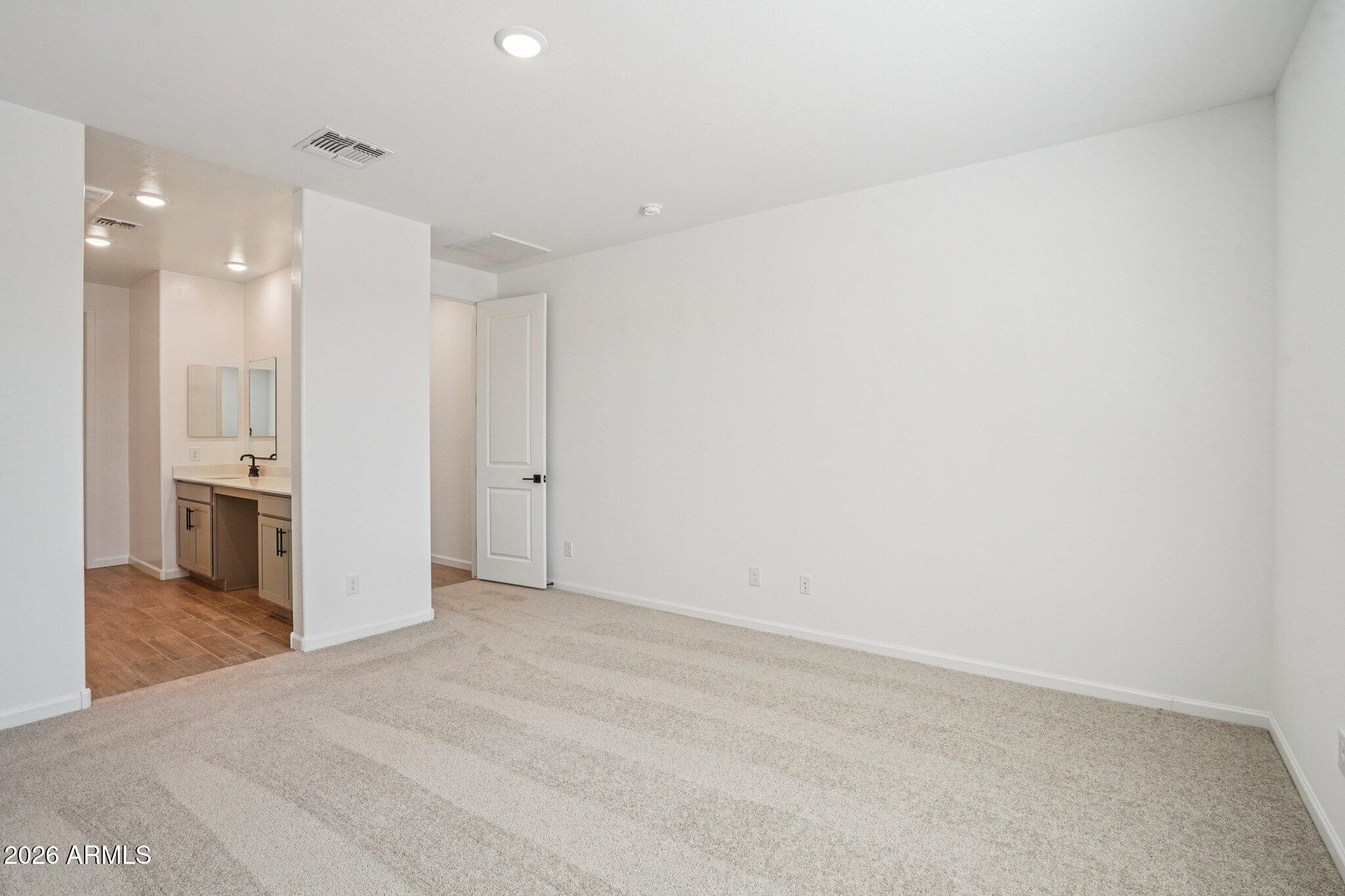 15707 W CAMDEN Avenue