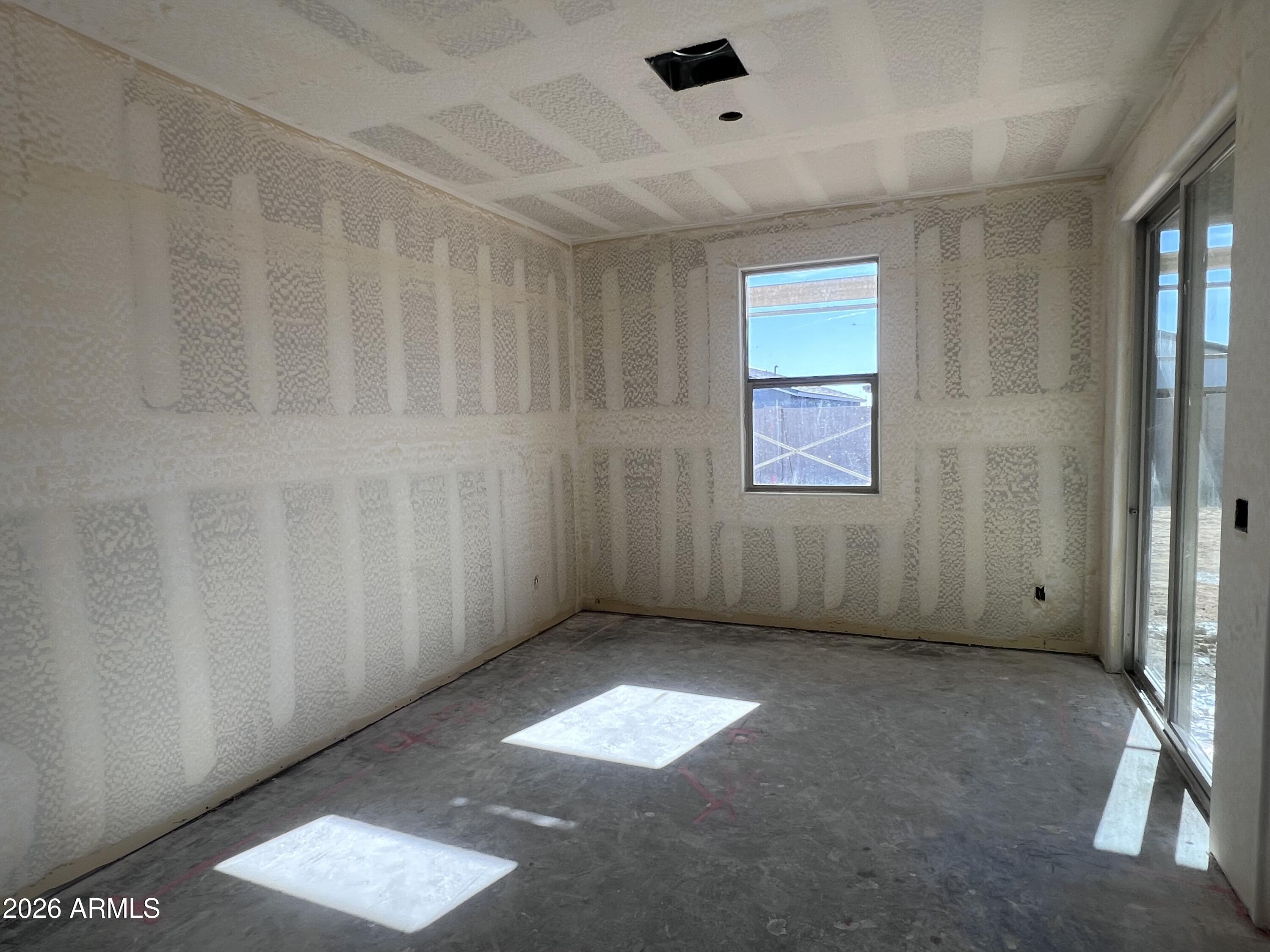 15707 W CAMDEN Avenue