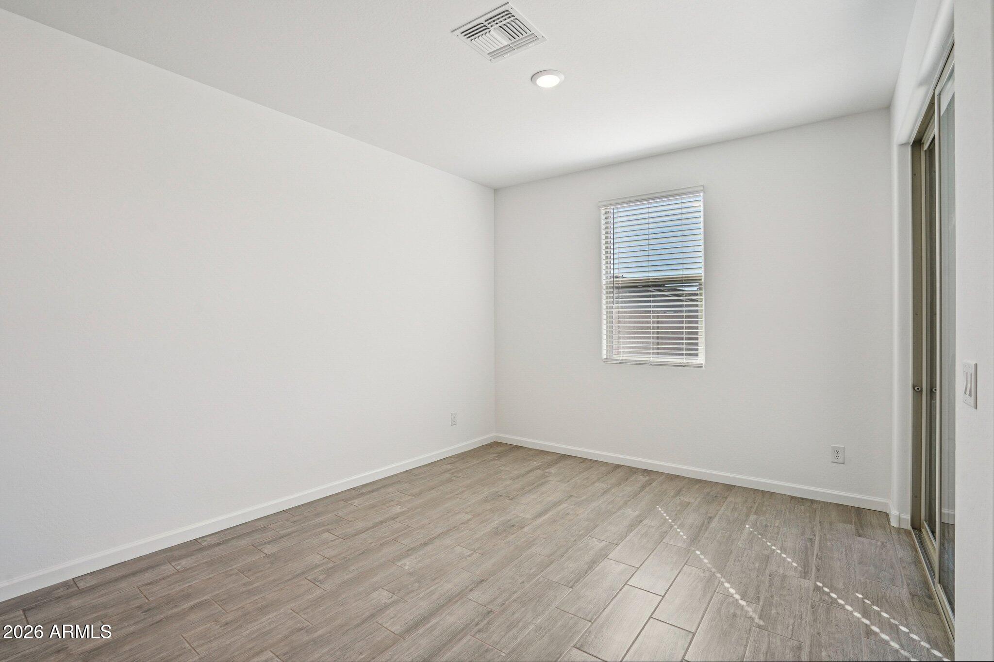 15707 W CAMDEN Avenue