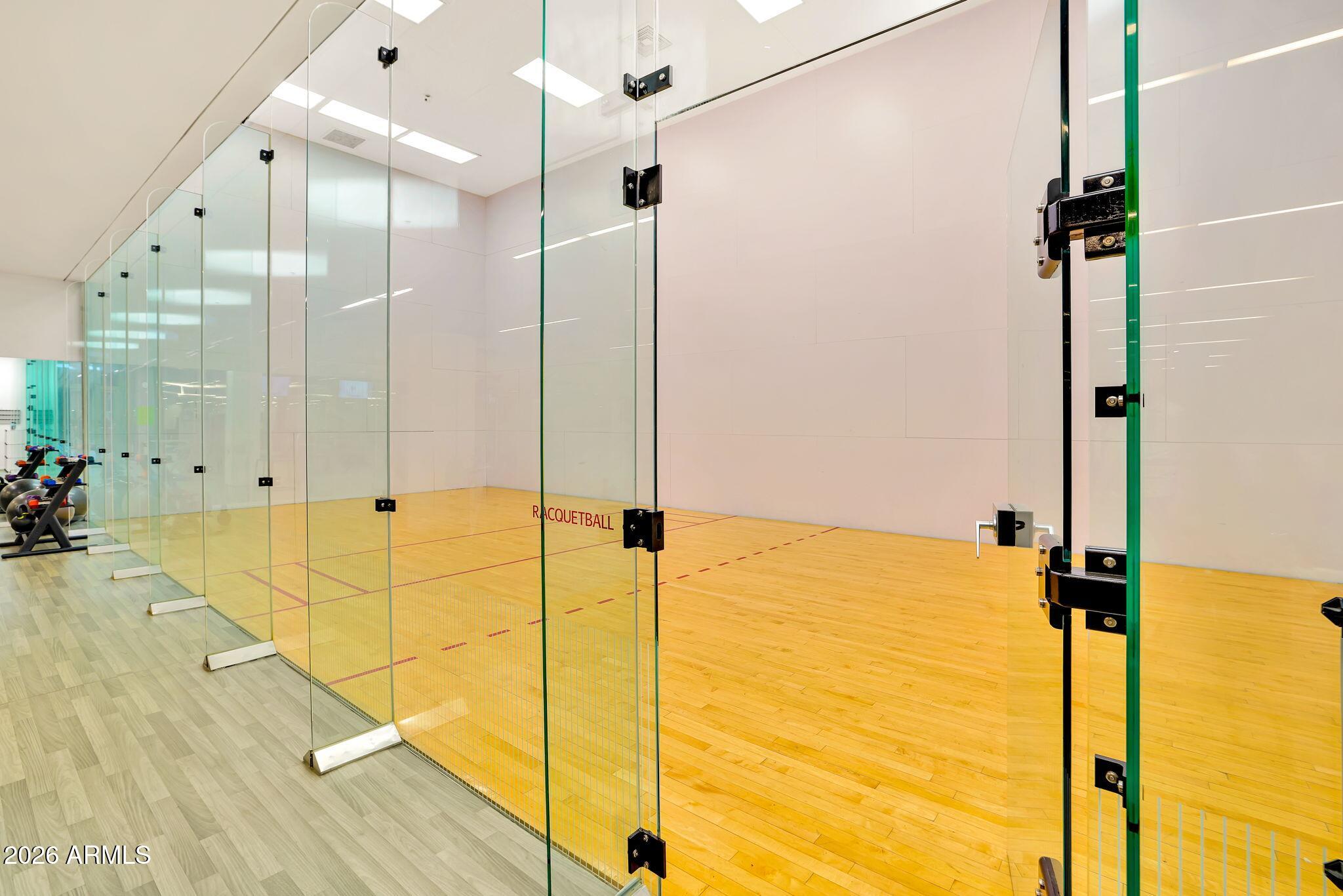 7137 E RANCHO VISTA Drive 7008