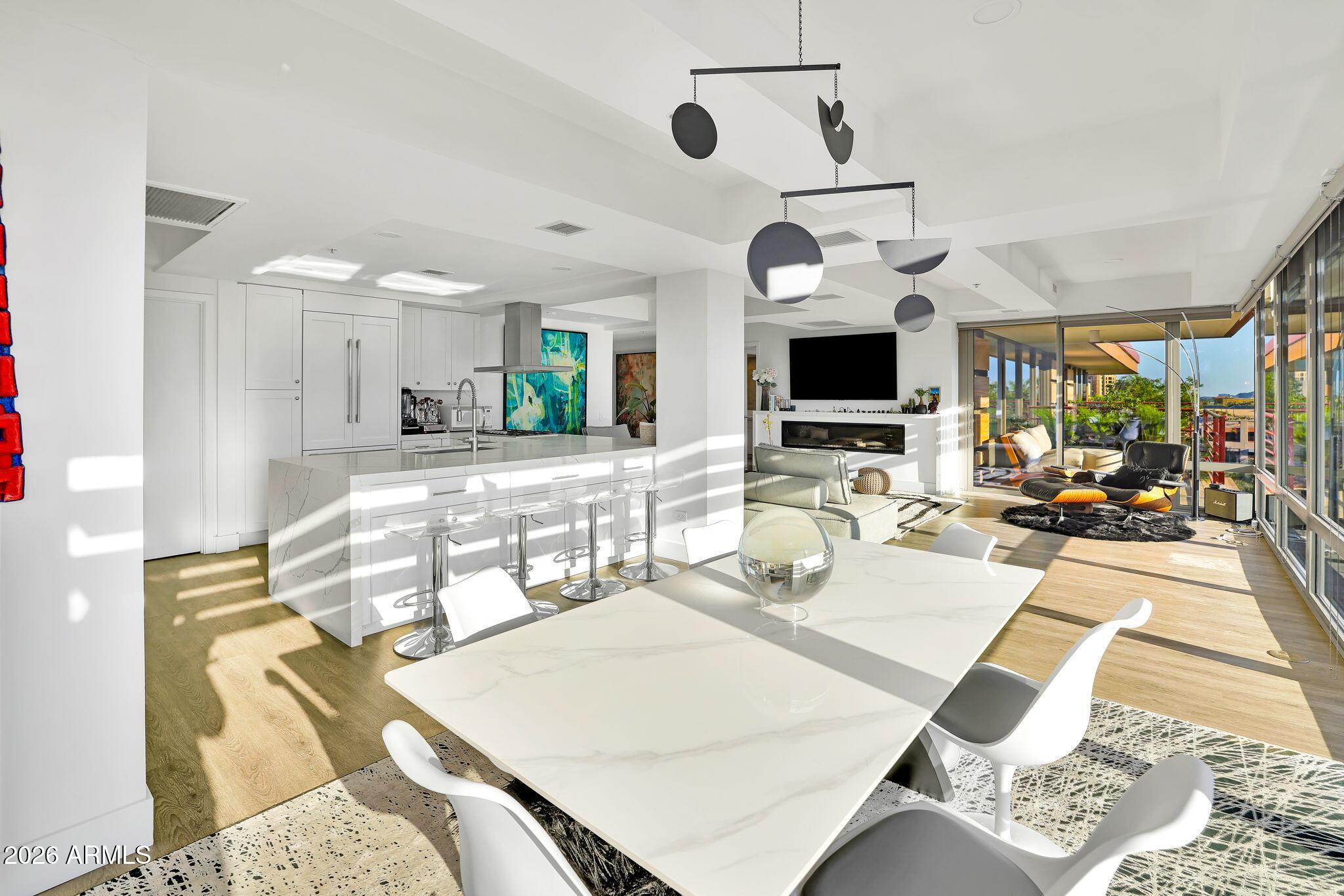 7137 E RANCHO VISTA Drive 7008