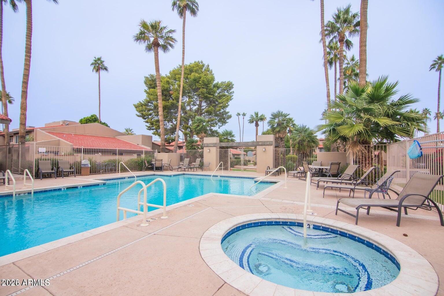 5621 N 79TH Street 5