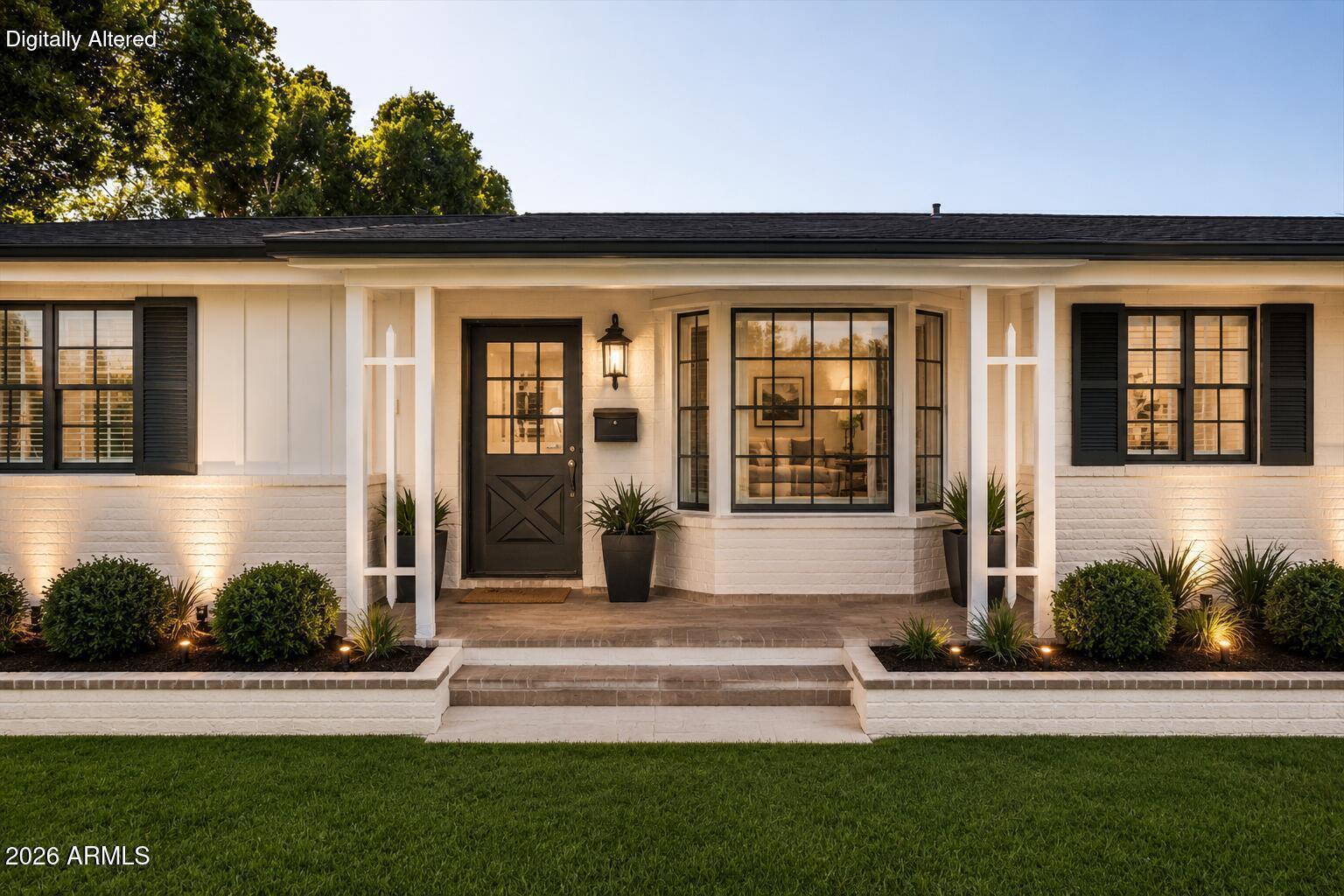 3421 E CAMELBACK Road