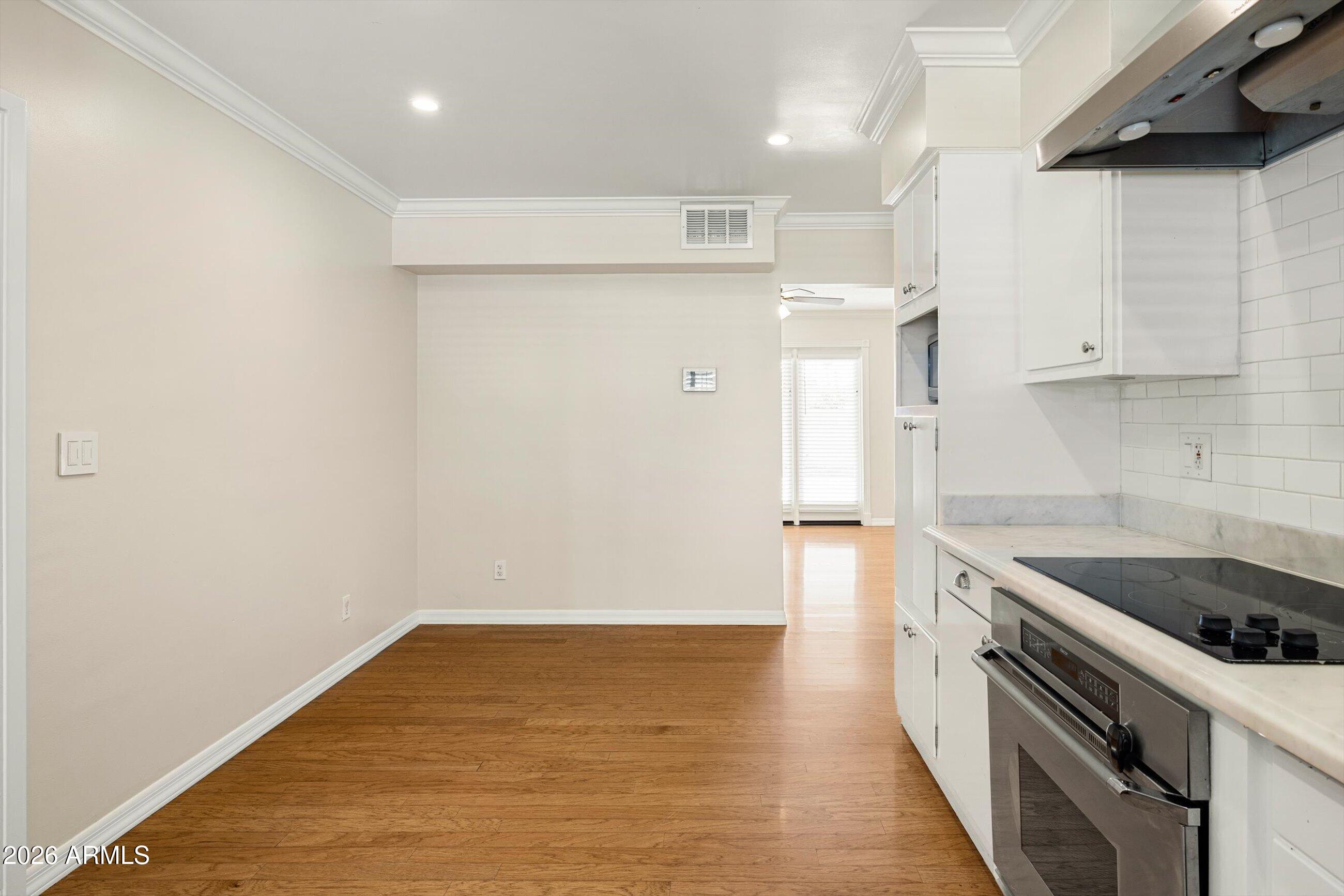 3421 E CAMELBACK Road