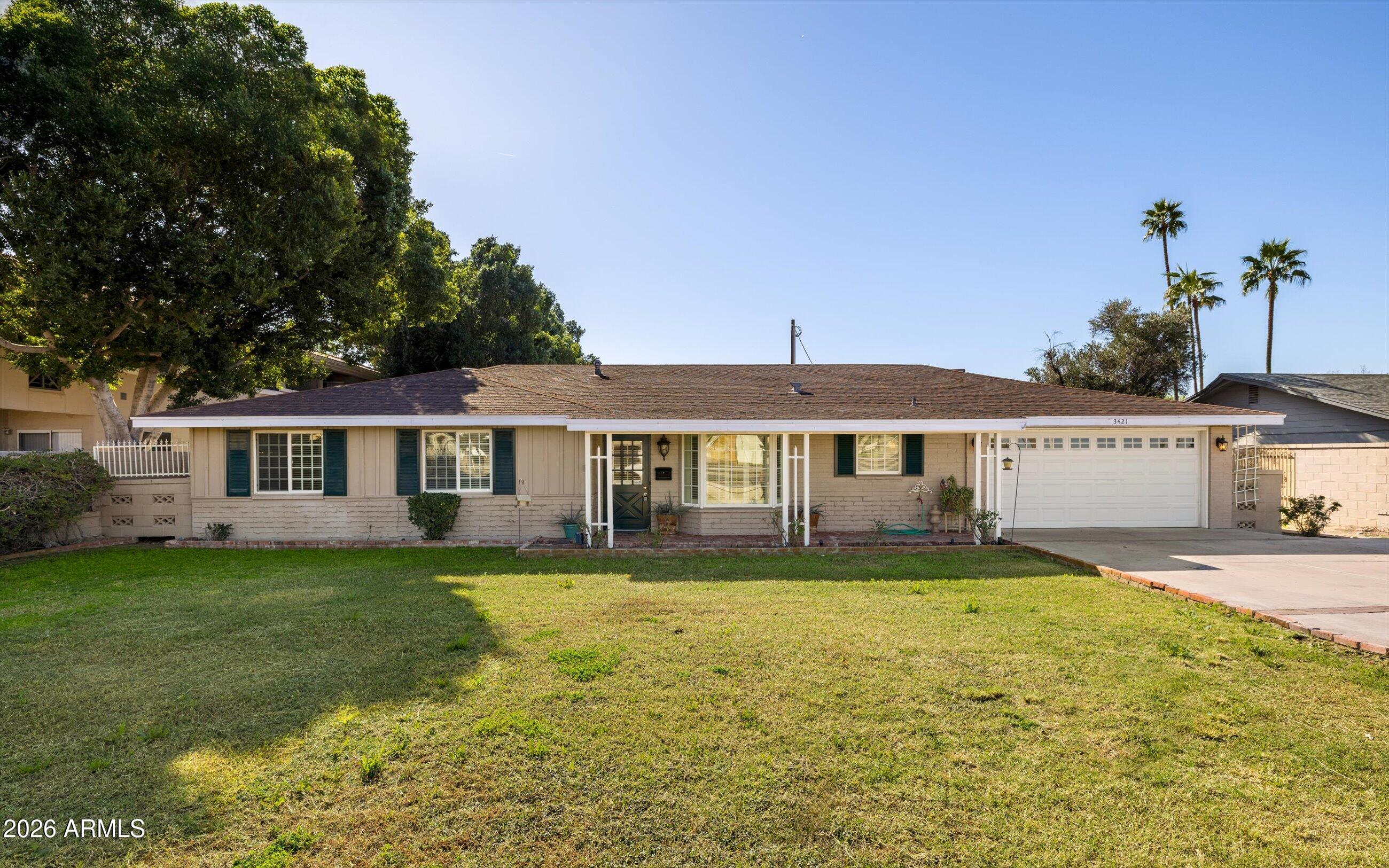 3421 E CAMELBACK Road