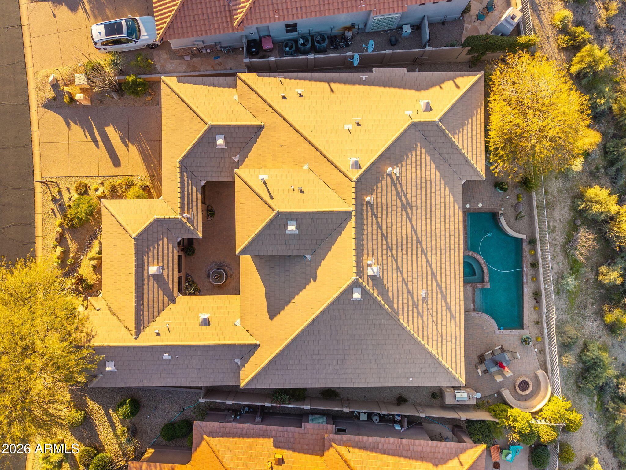 9920 E Peregrine Place