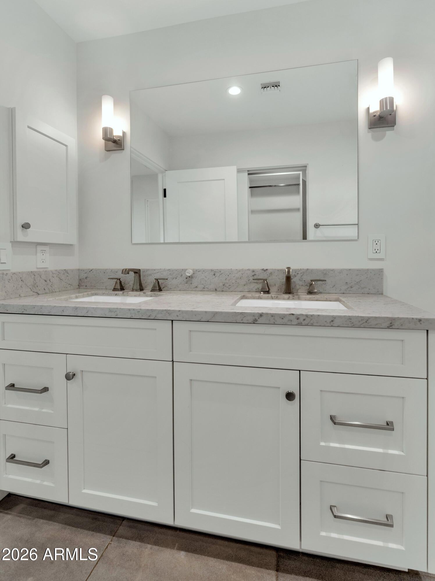 4101 E COOLIDGE Street