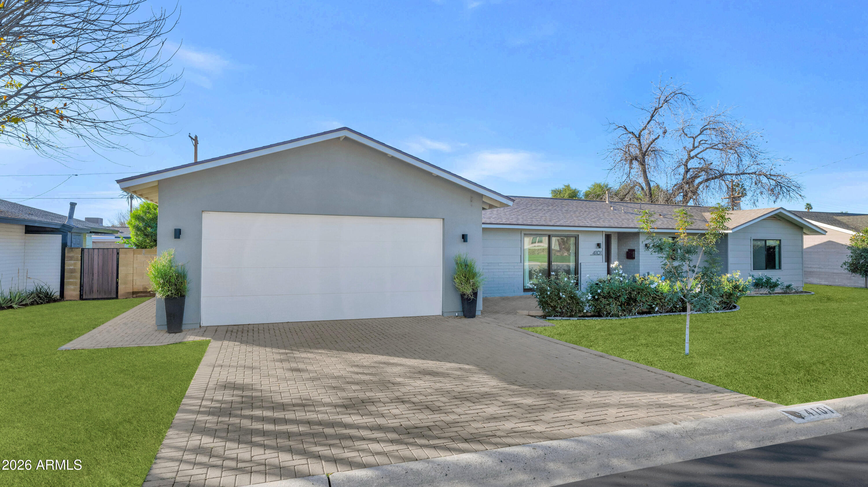 4101 E COOLIDGE Street