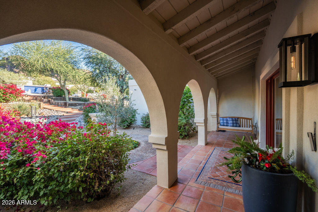 5602 N CAMELBACK CANYON Place