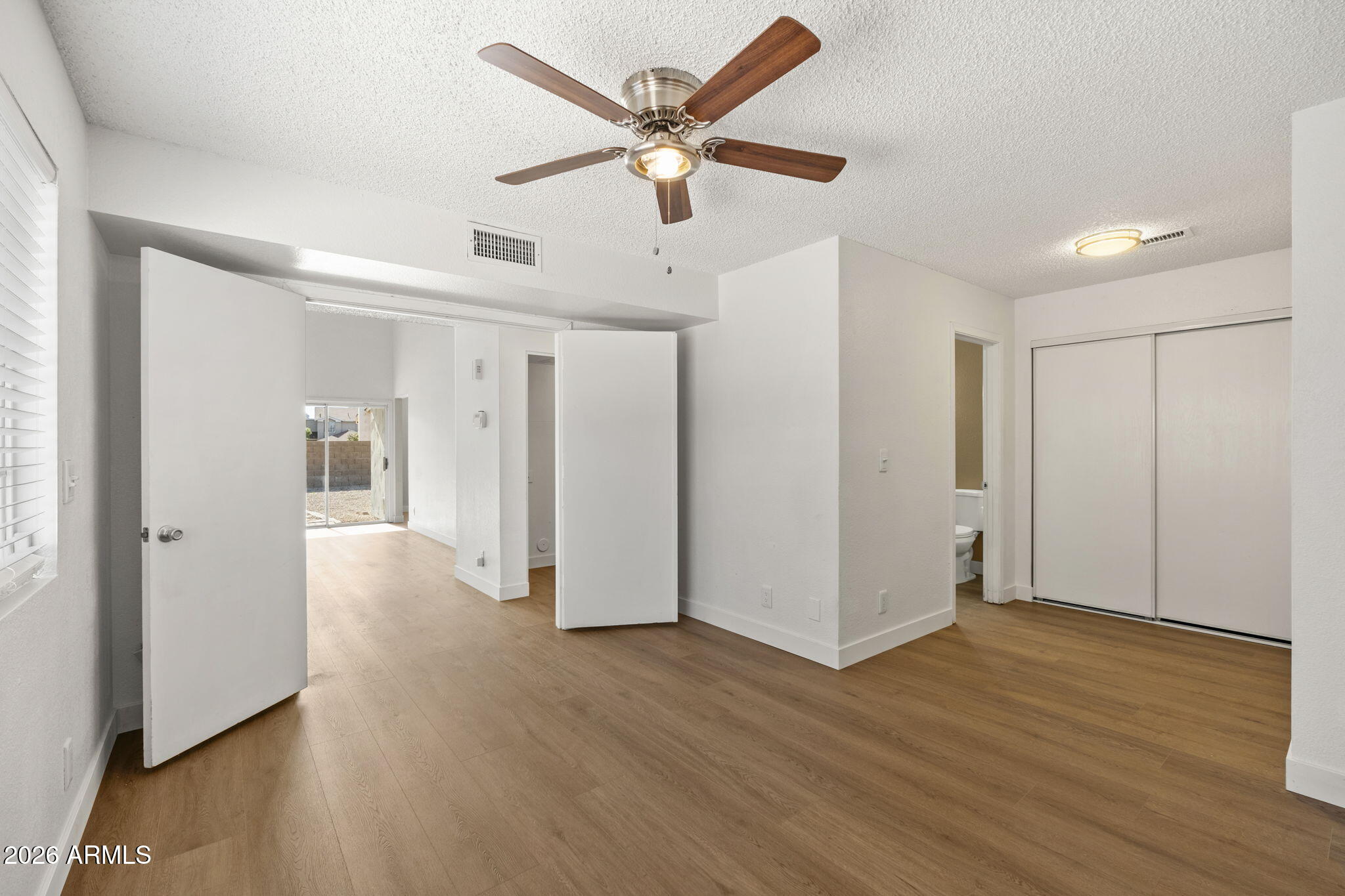 1811 S 39TH Street 23