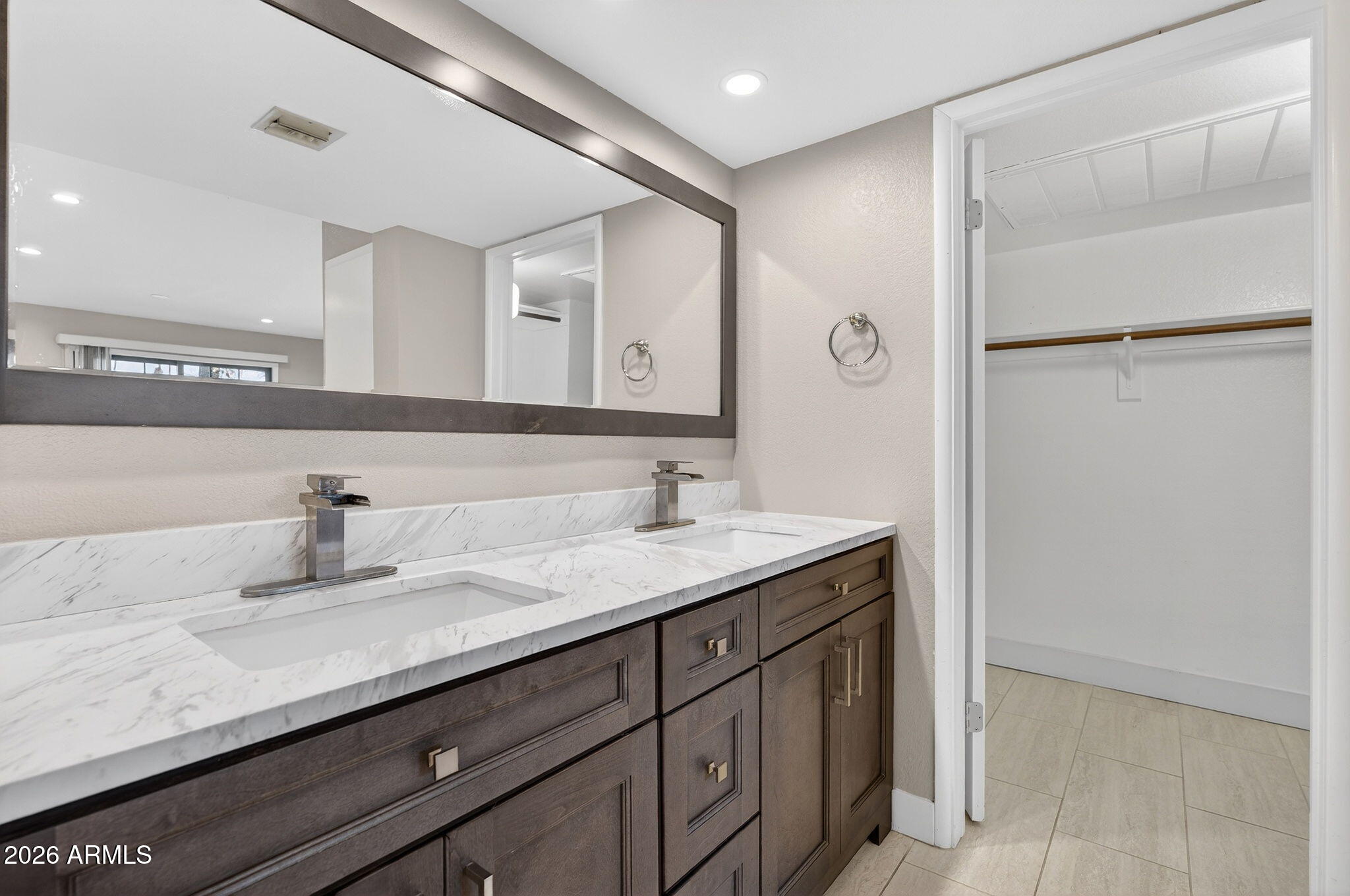 7557 N DREAMY DRAW Drive 264