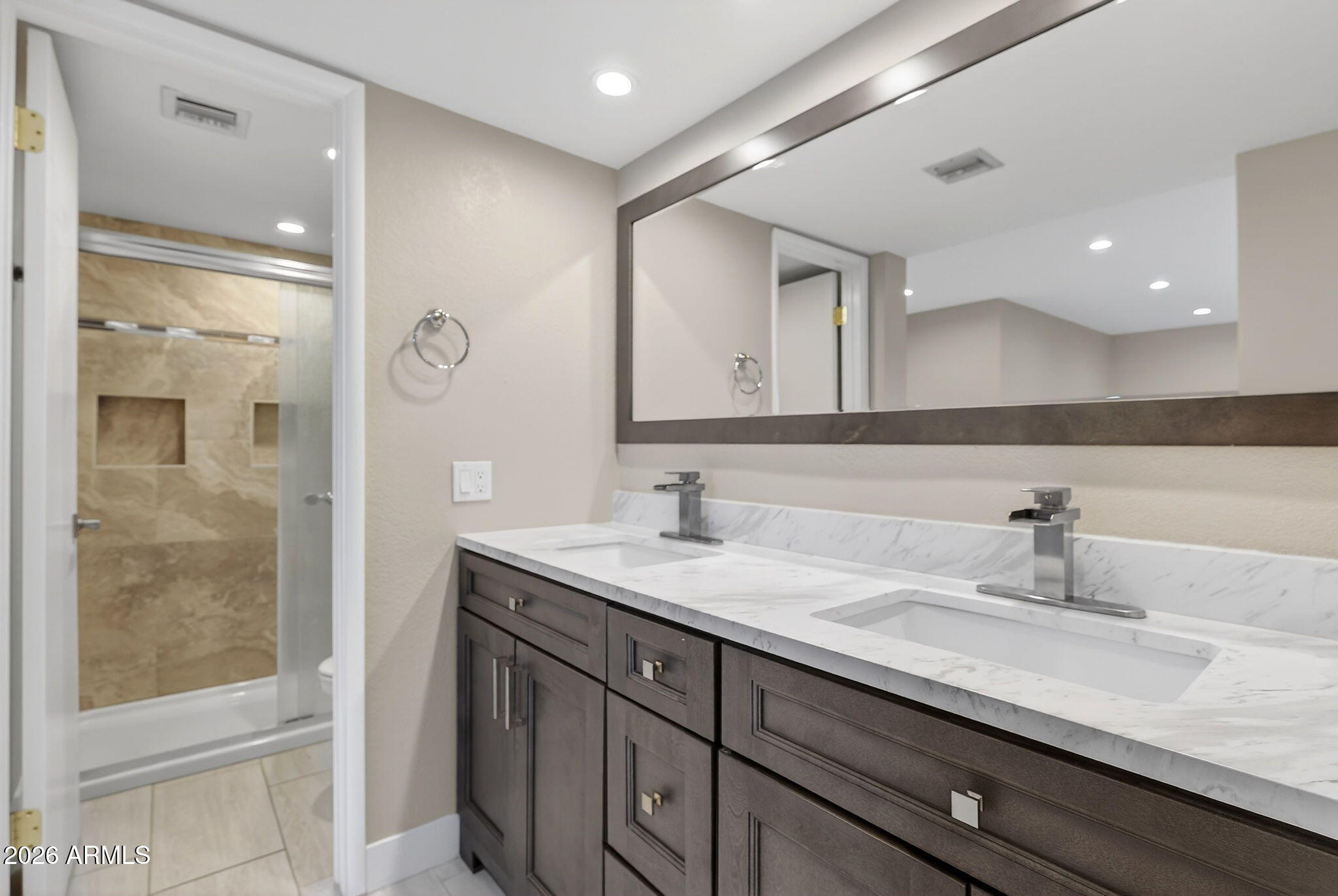 7557 N DREAMY DRAW Drive 264