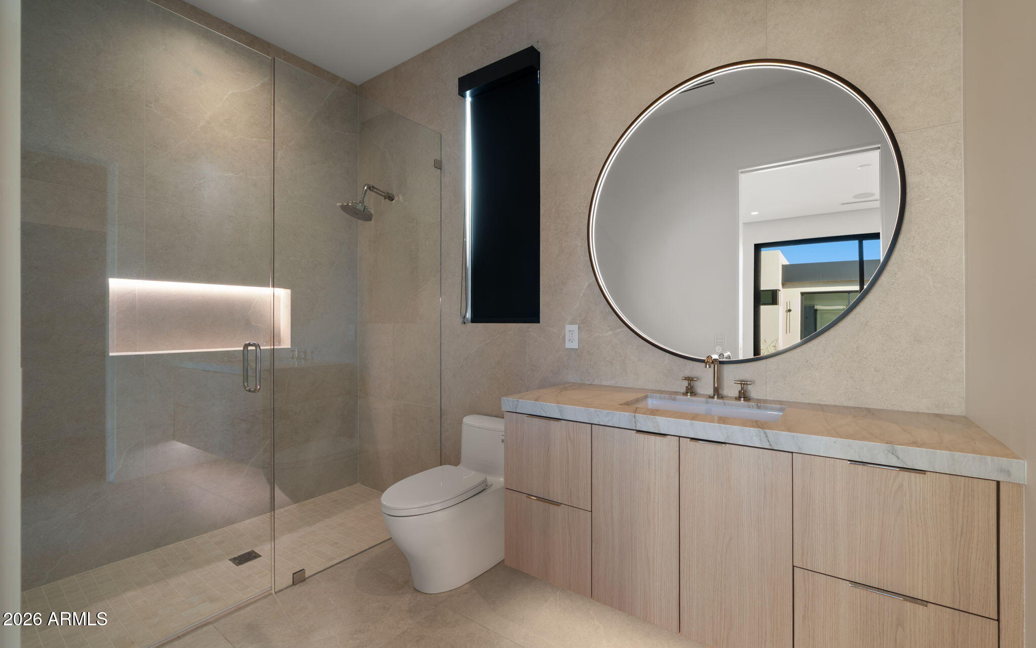 6824 E HUMMINGBIRD Lane