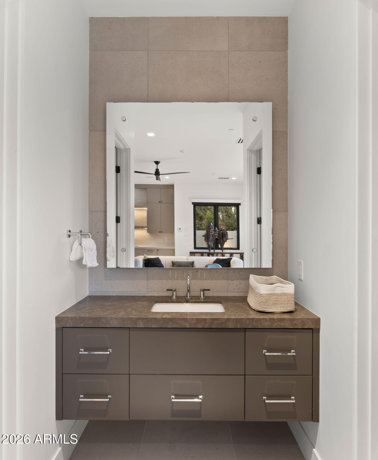 8441 E CORTEZ Street