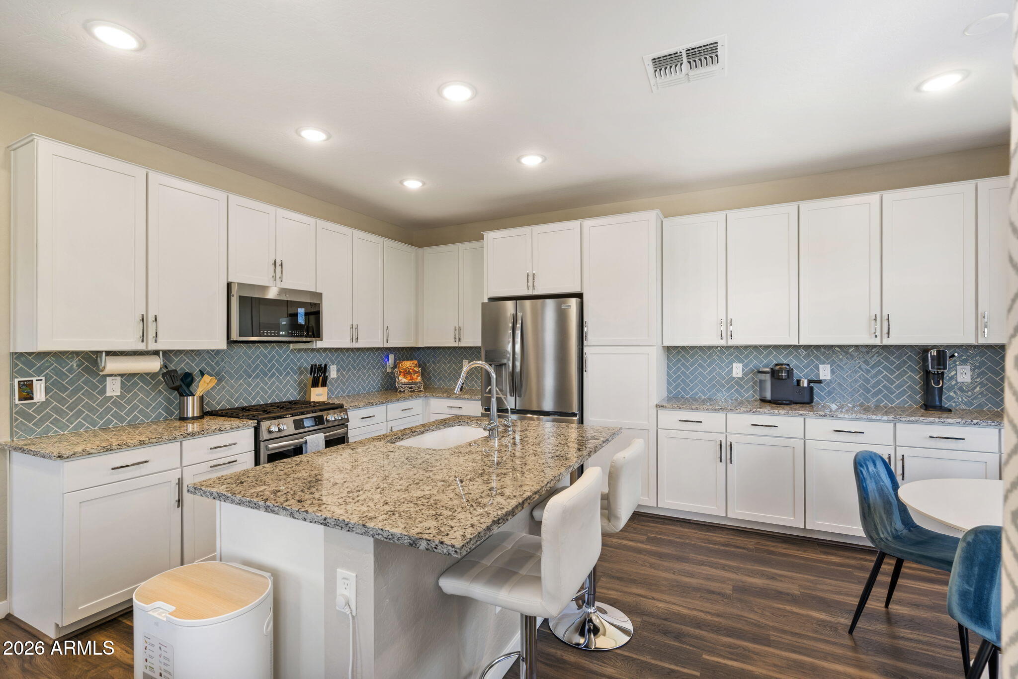 2762 S Comanche Drive