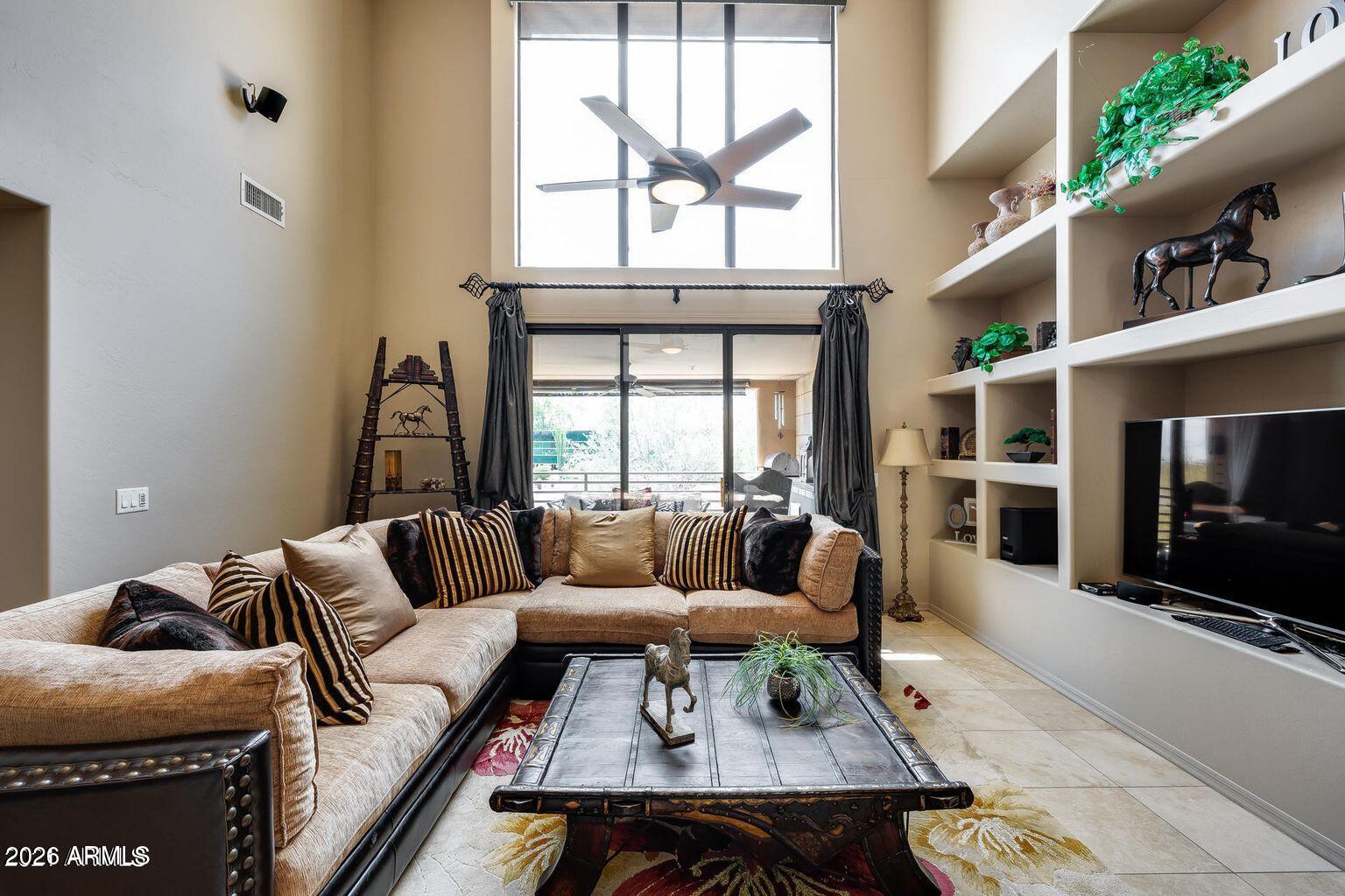 17025 E LA MONTANA Drive 123