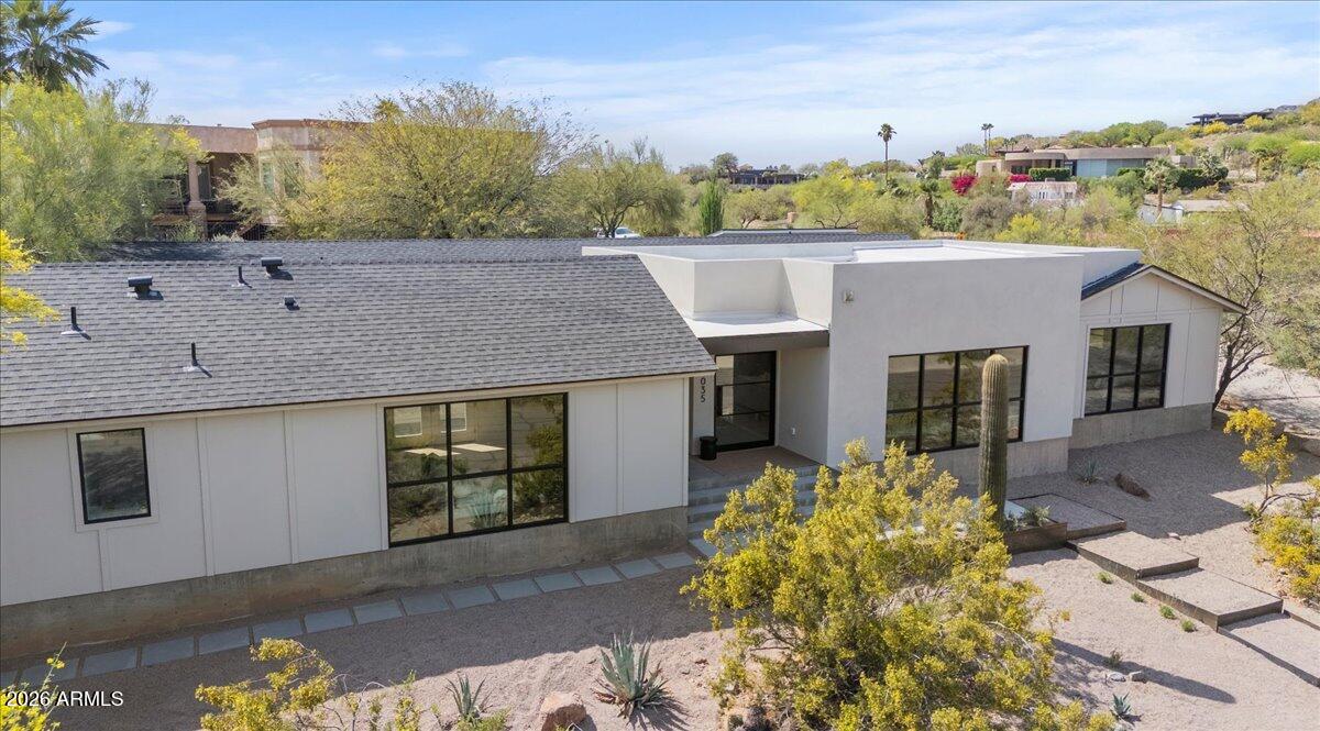 4035 E MCDONALD Drive