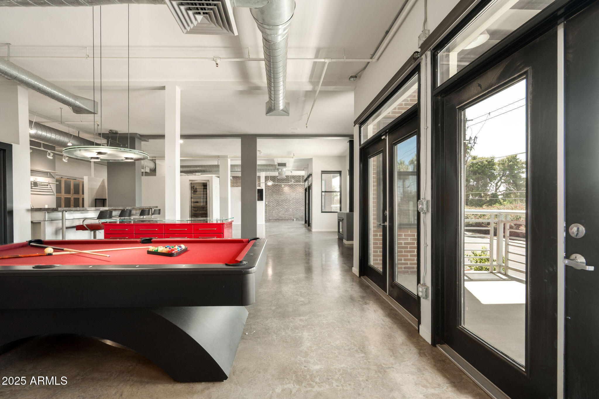 914 E OSBORN Road 202