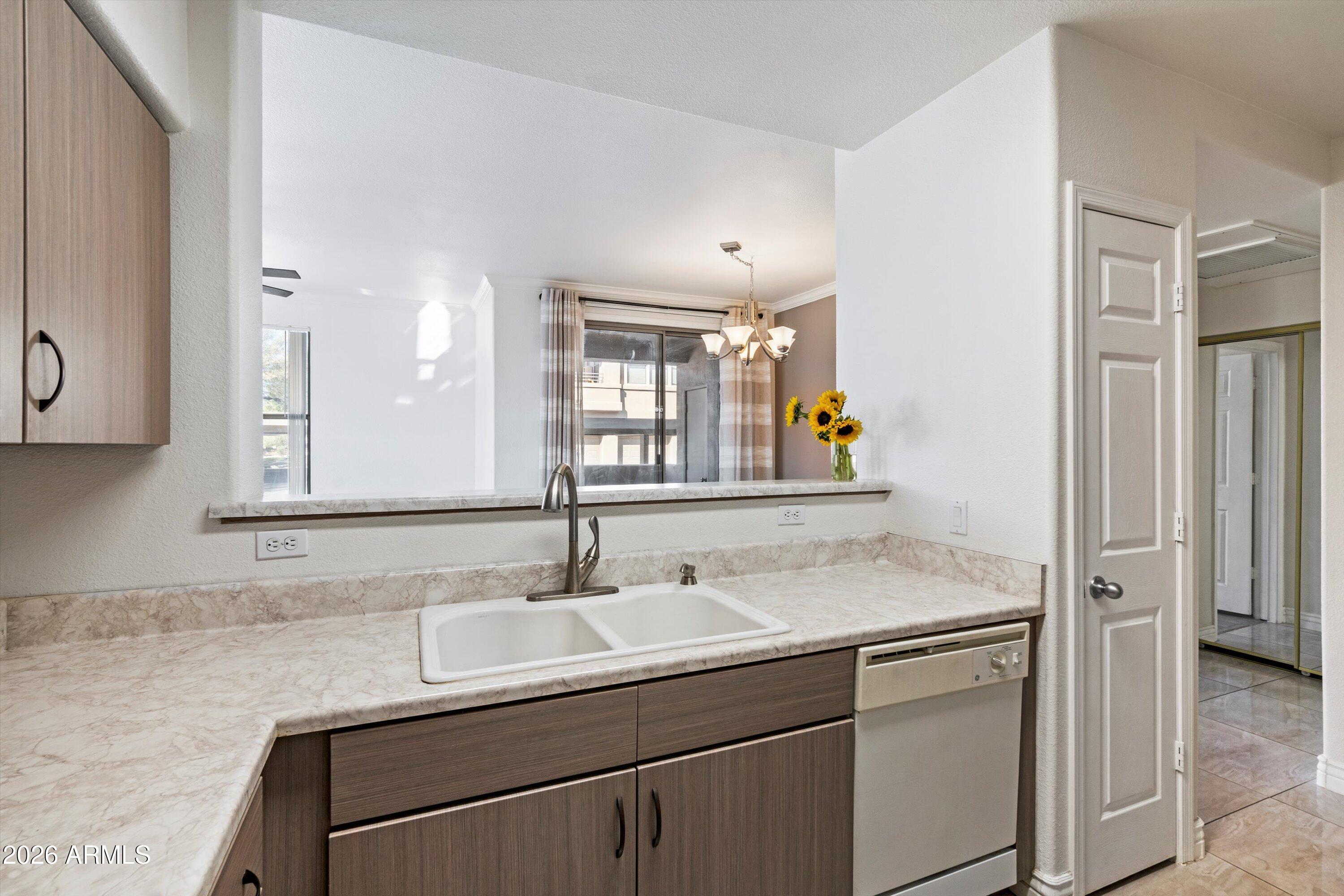 20100 N 78TH Place 1179