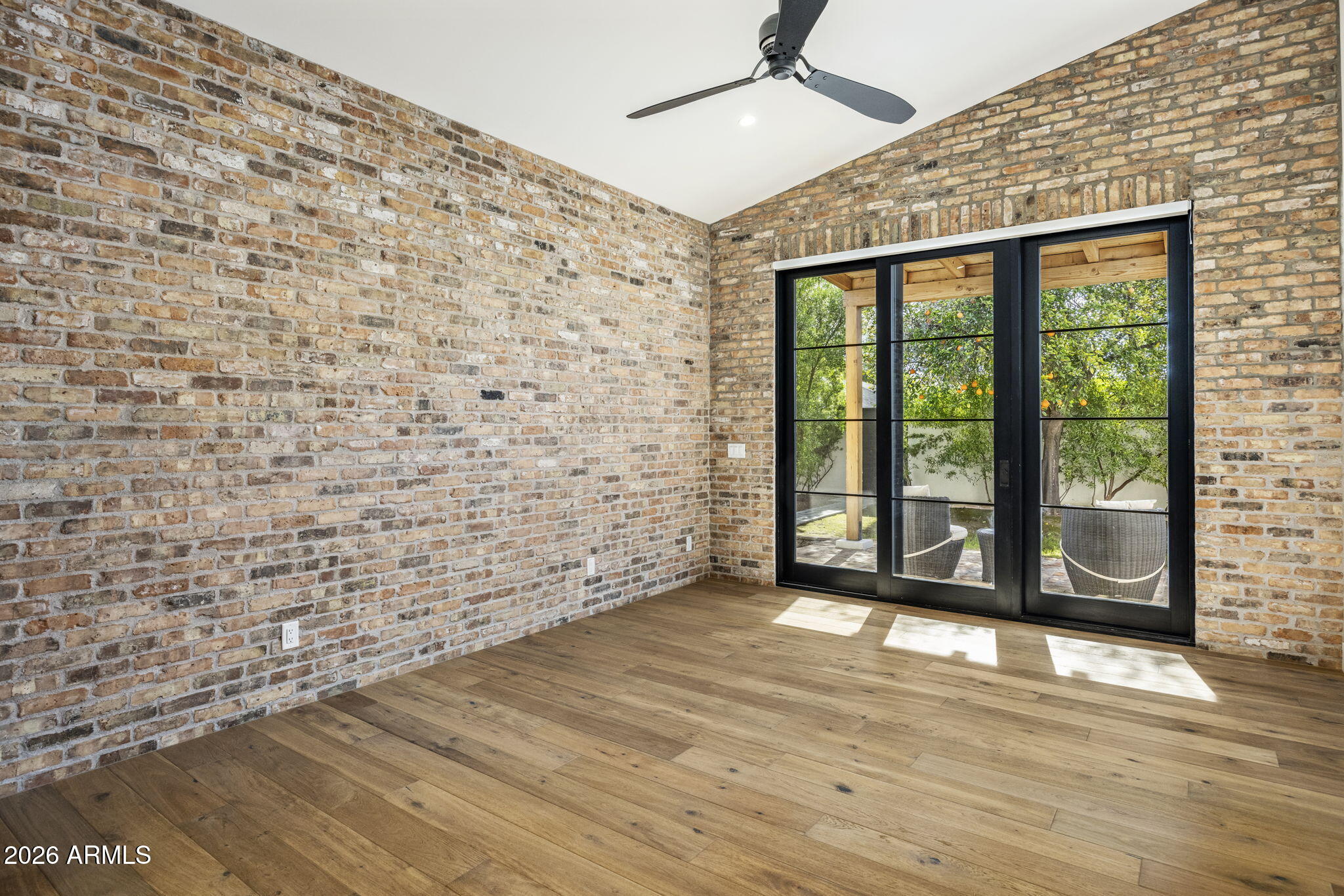 3727 E CLARENDON Avenue