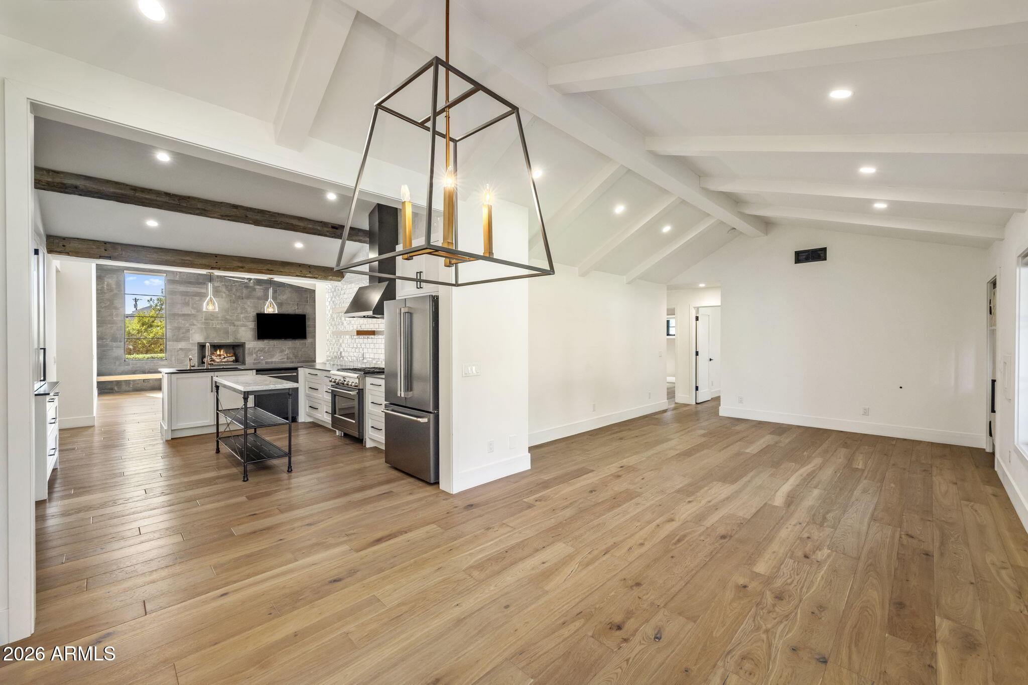 3727 E CLARENDON Avenue