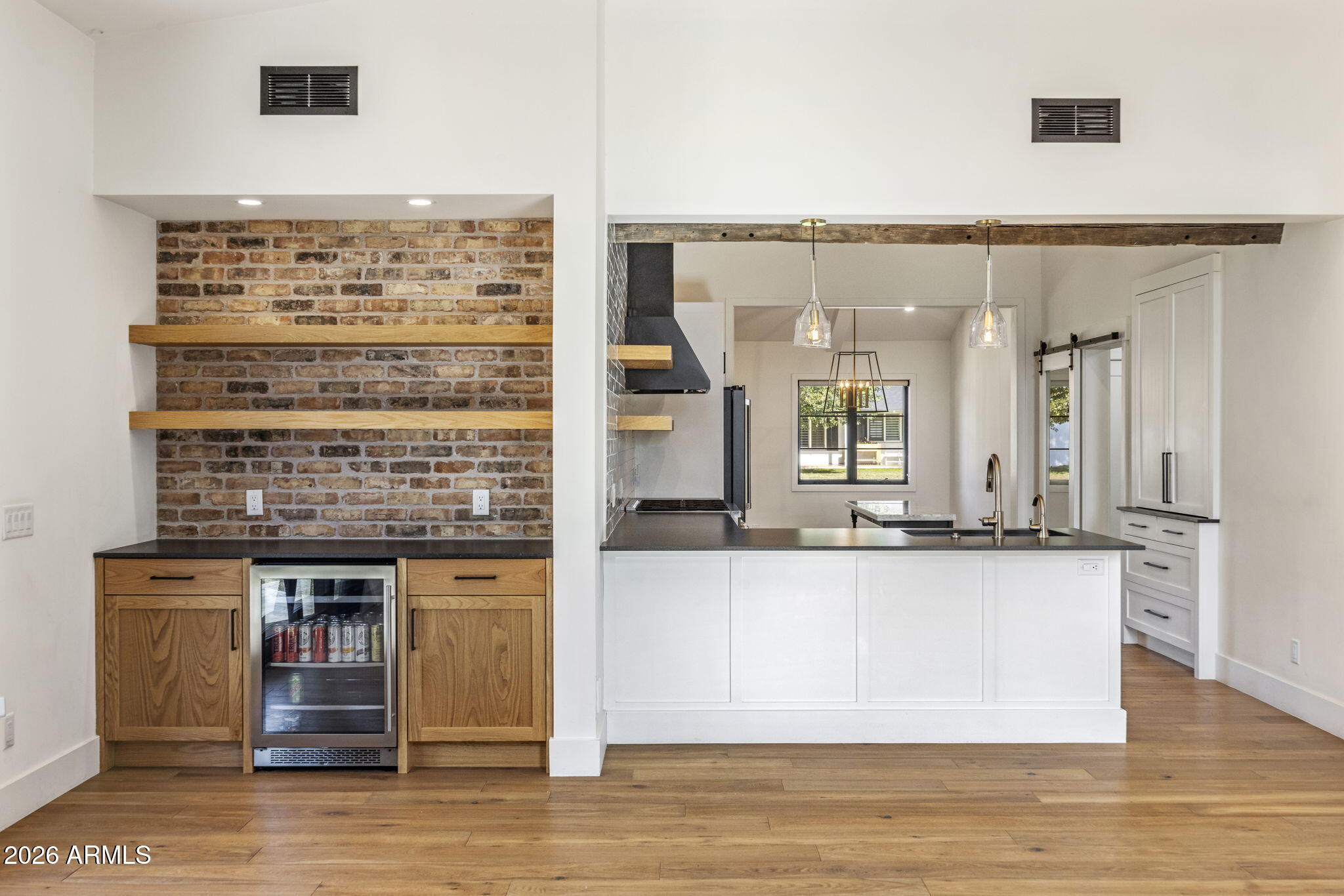 3727 E CLARENDON Avenue