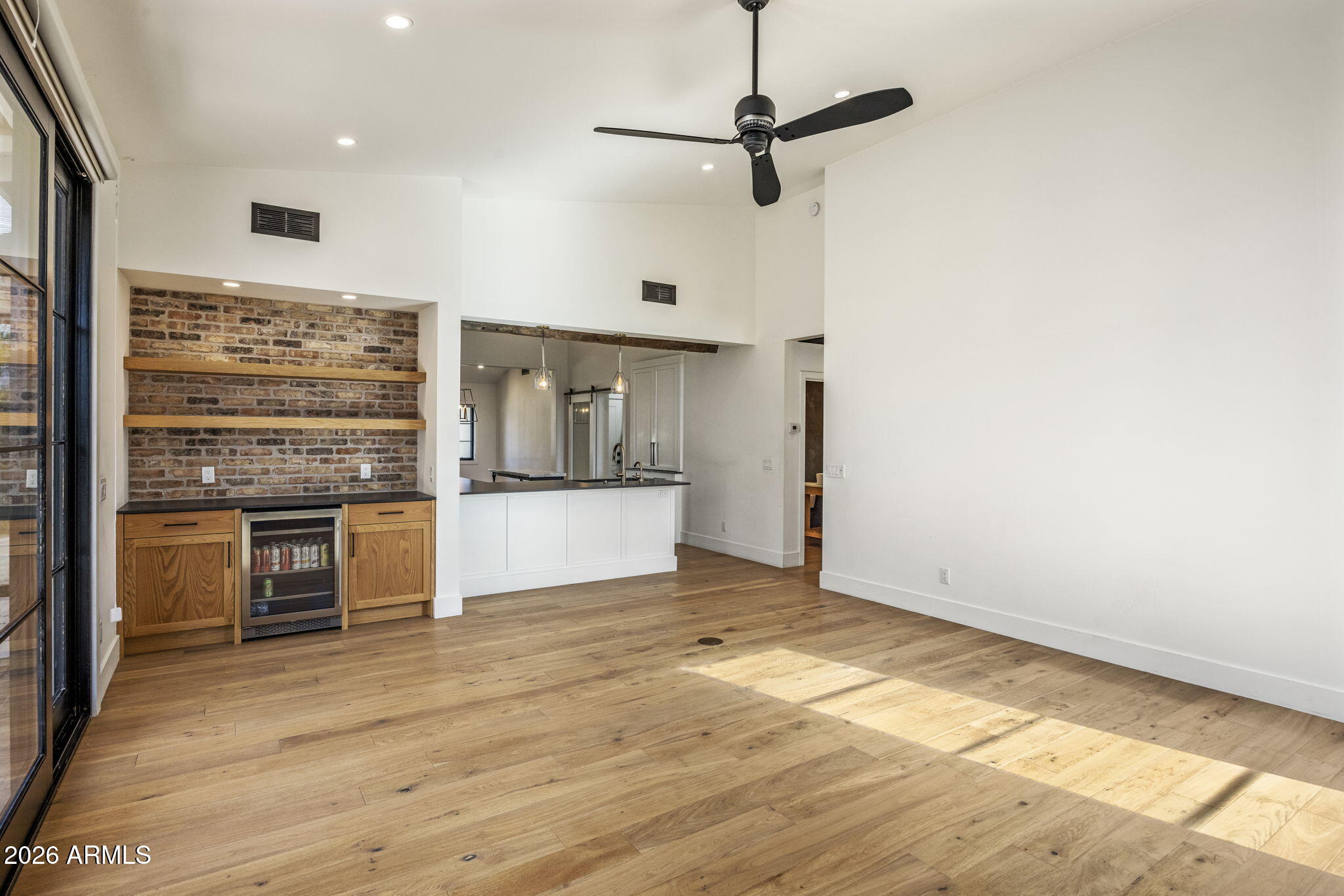 3727 E CLARENDON Avenue