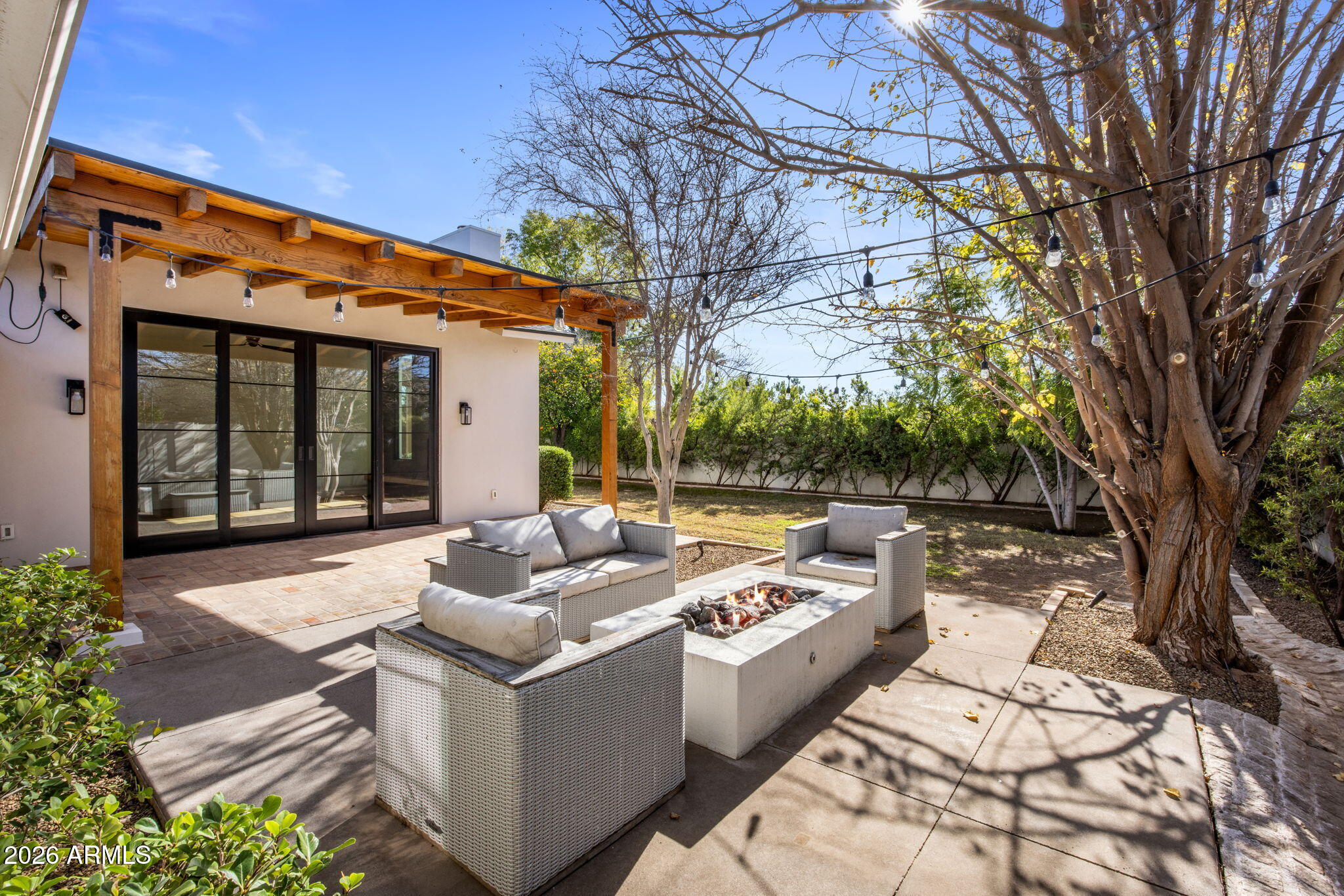 3727 E CLARENDON Avenue