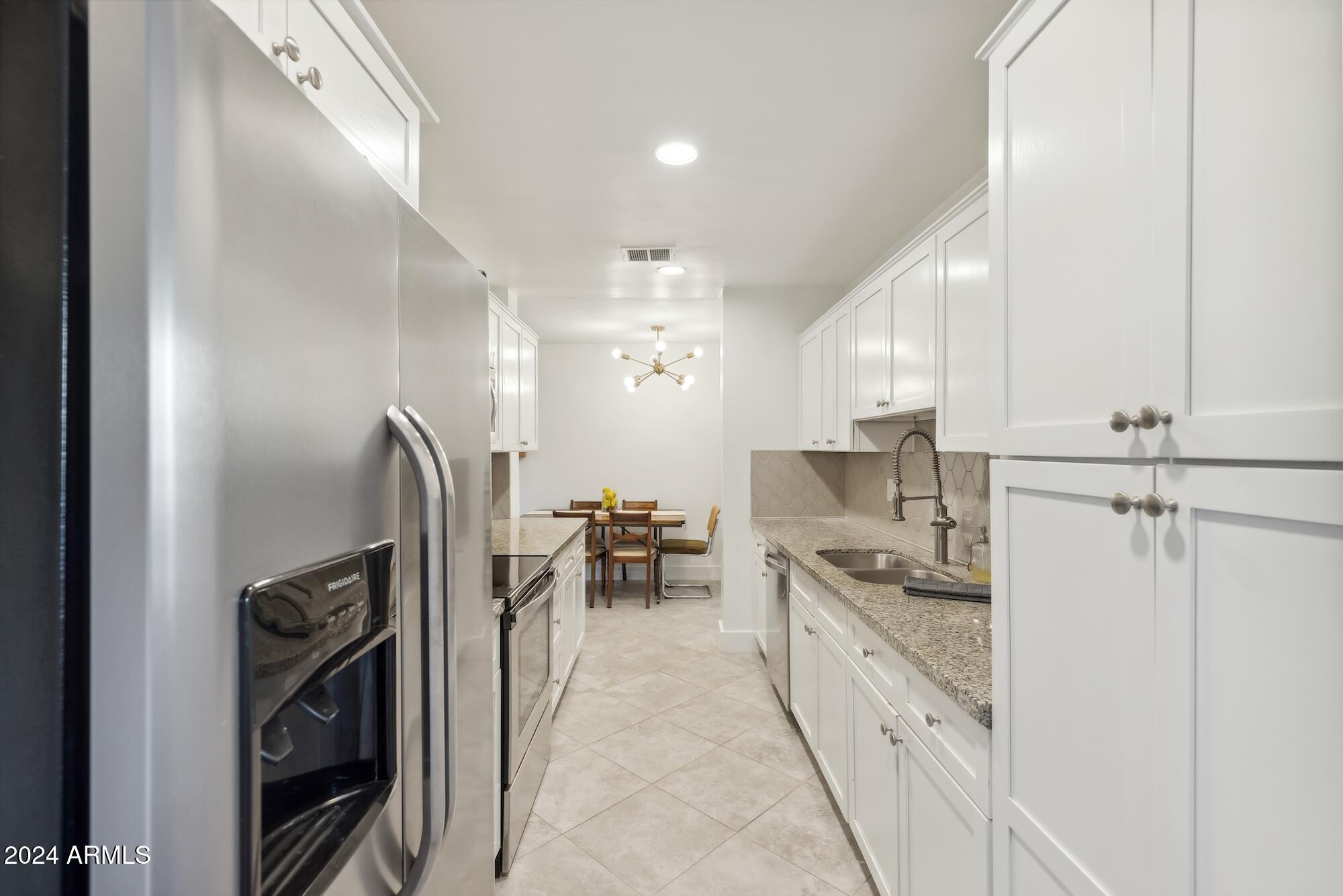 2230 E CLARENDON Avenue