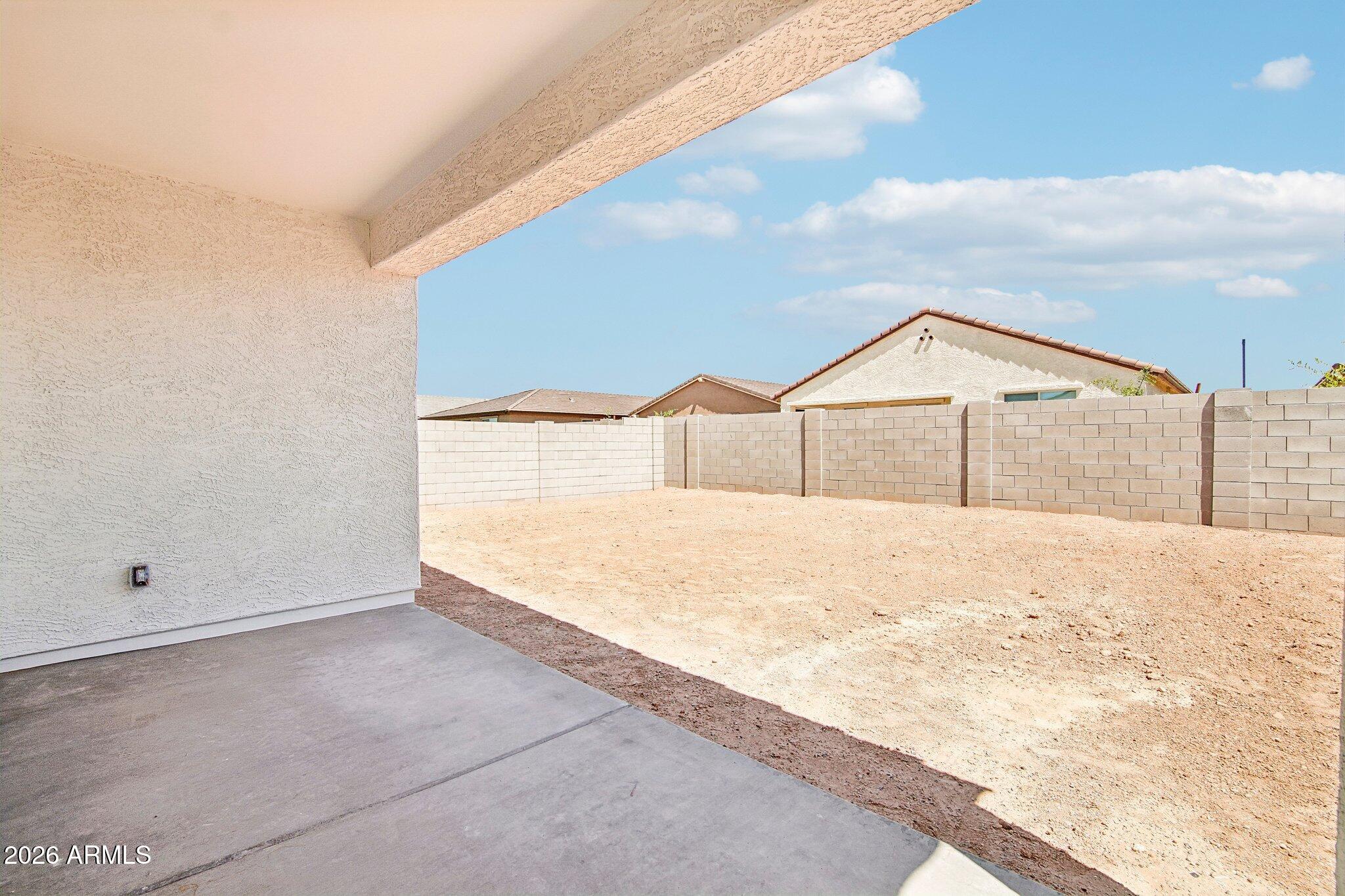 18252 W AVENIDA DEL SOL