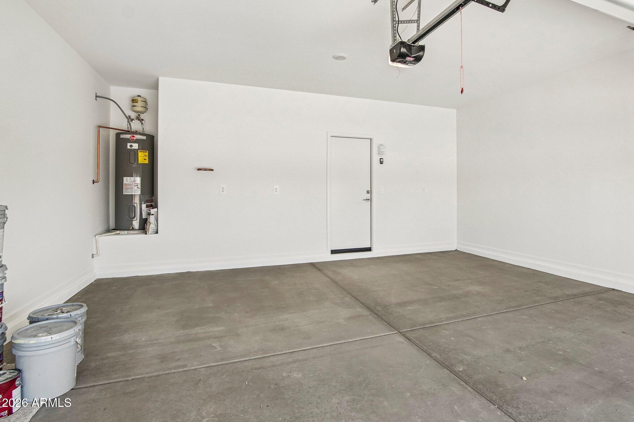 18252 W AVENIDA DEL SOL