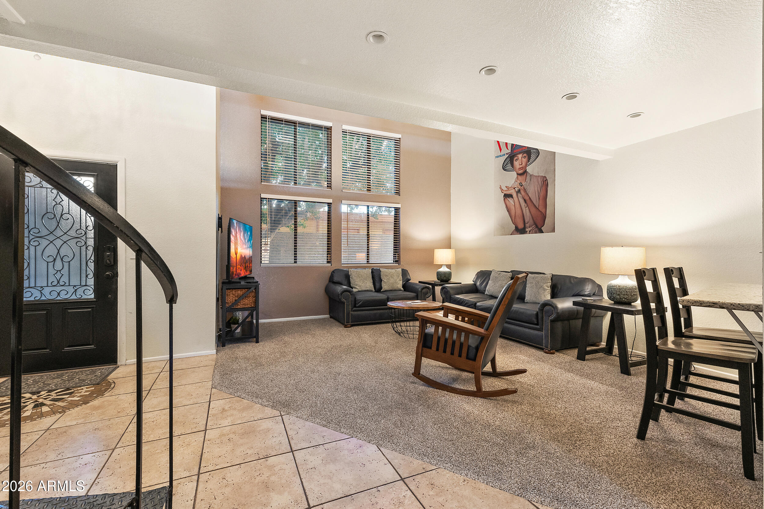 7858 E GLENROSA Avenue