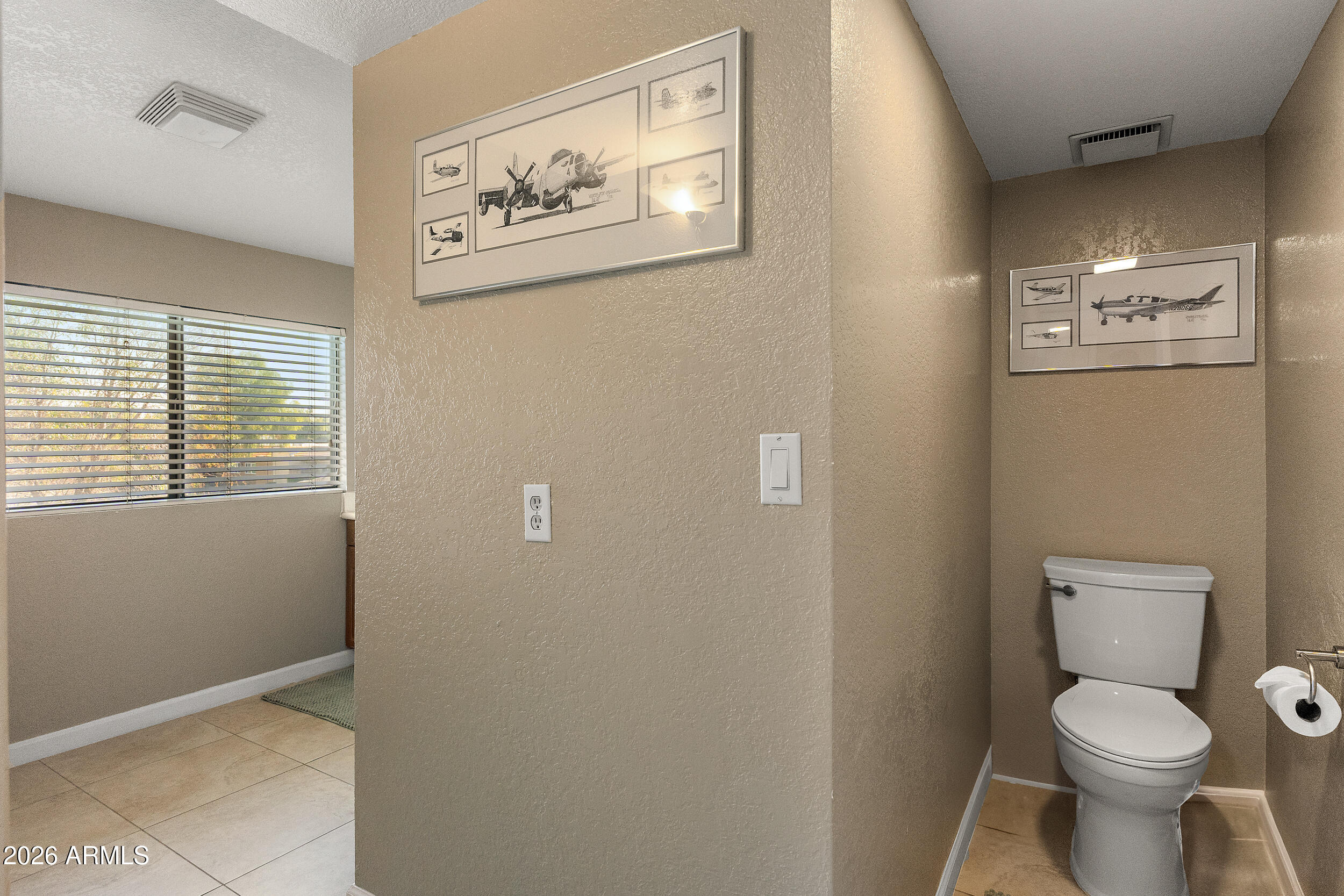 7858 E GLENROSA Avenue