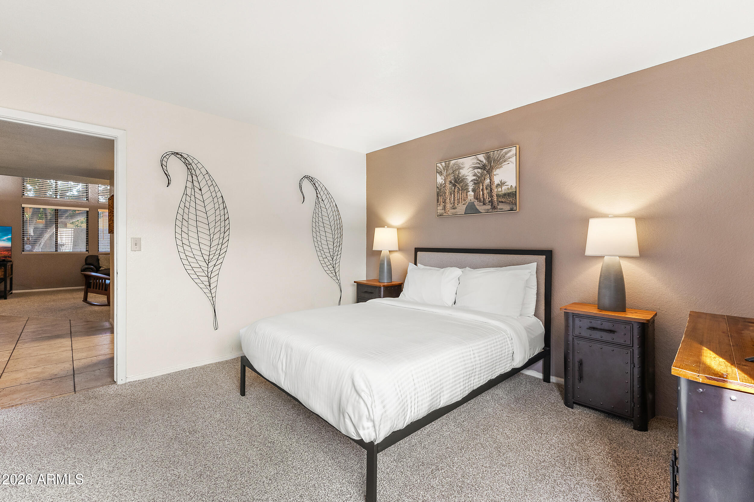 7858 E GLENROSA Avenue