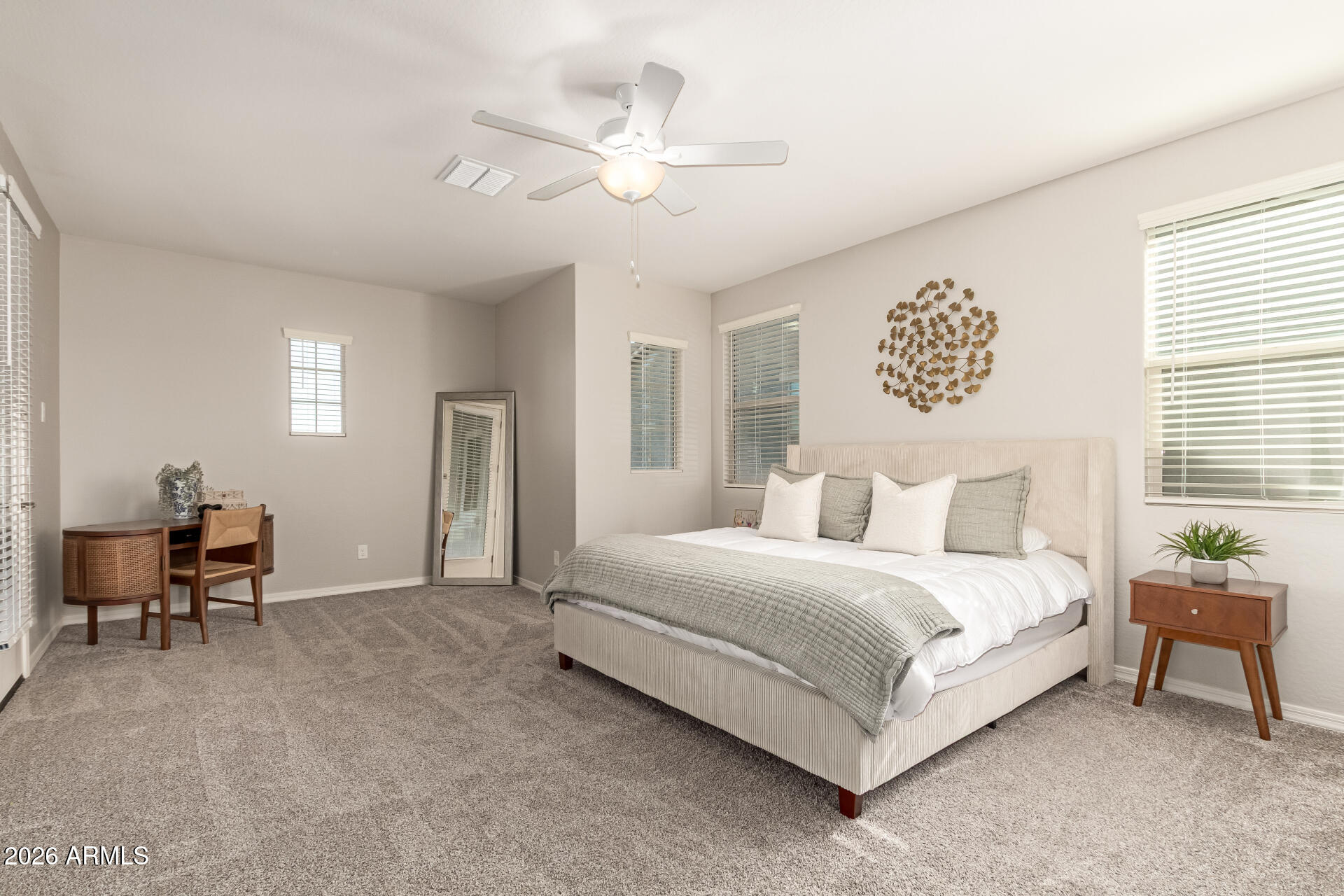 2700 S OLIVER Street