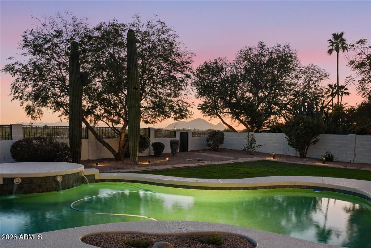 10555 E BELLA VISTA Drive