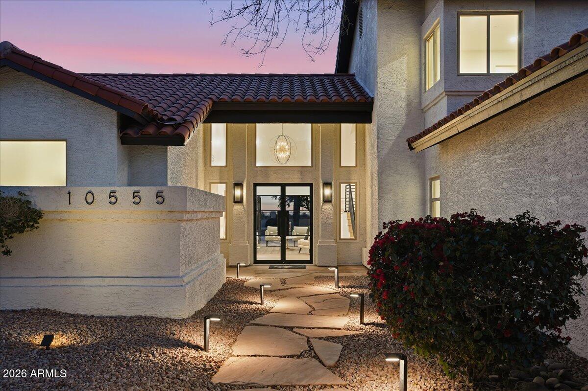 10555 E BELLA VISTA Drive