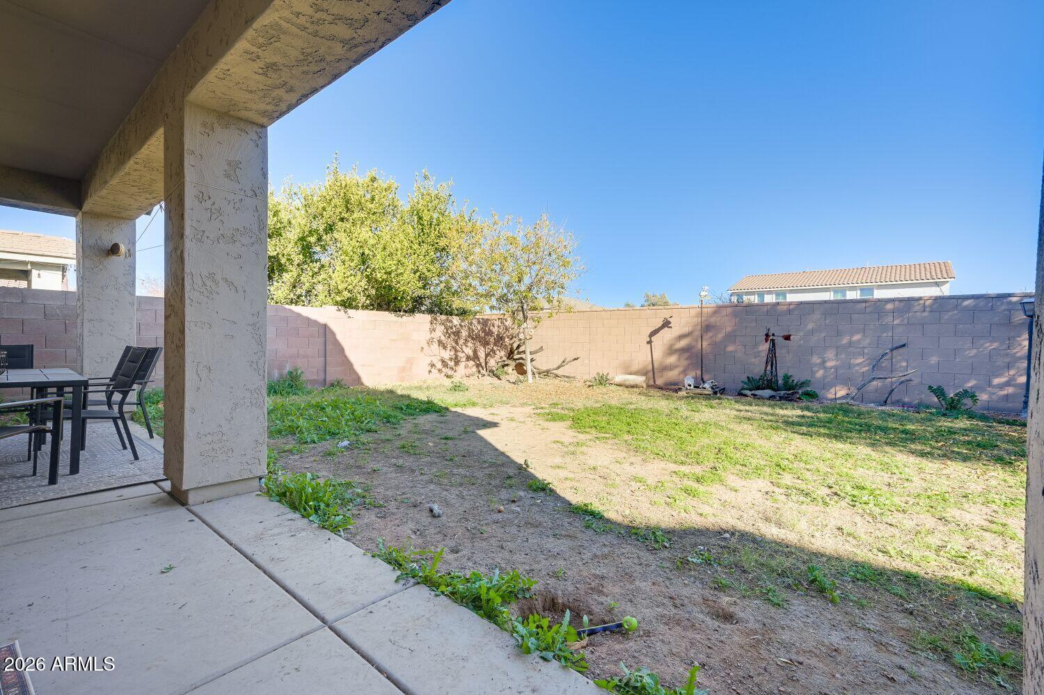 40884 W BEDFORD Drive