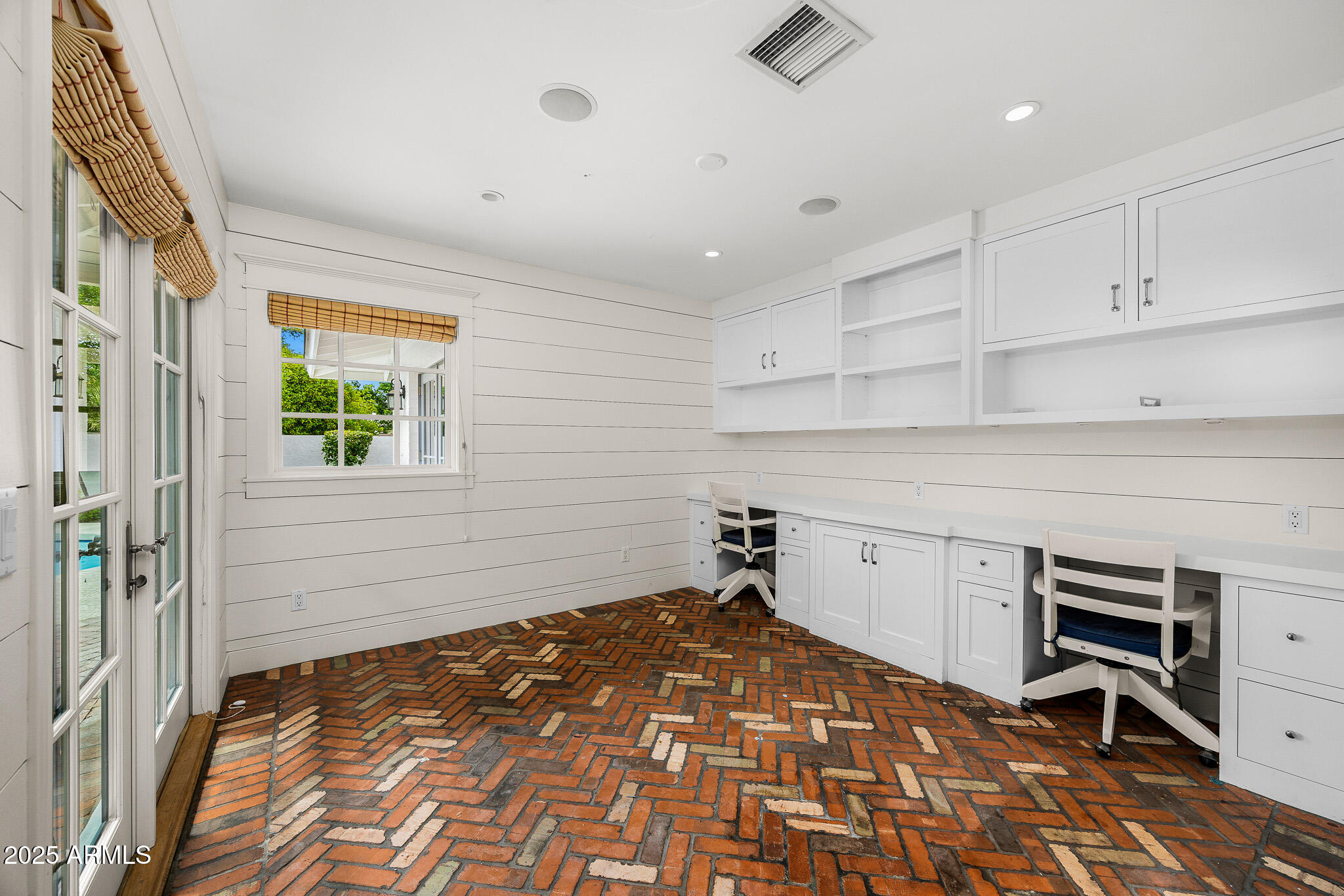 6231 E CALLE CAMELIA