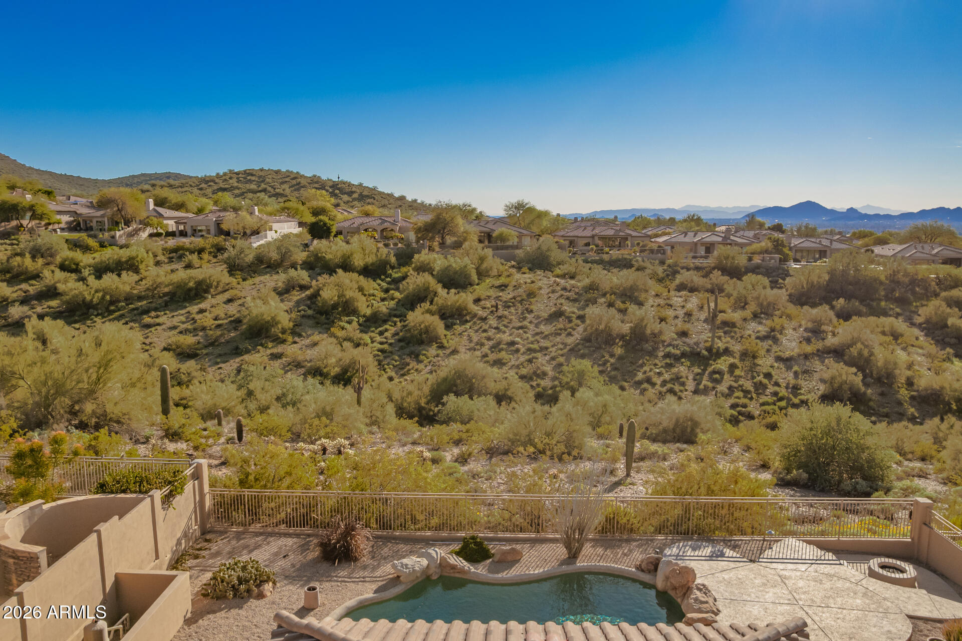 11221 E GREENWAY Road