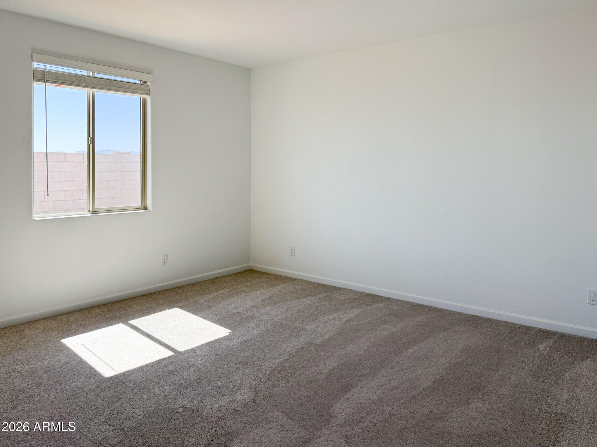 18229 W CAMINO DE ORO